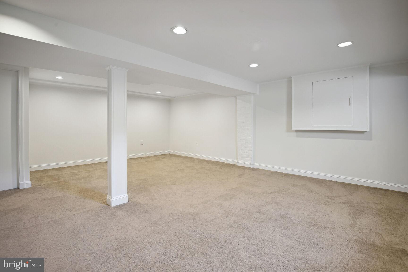 WEST CHEVY CHASE HEIGHTS - Residential