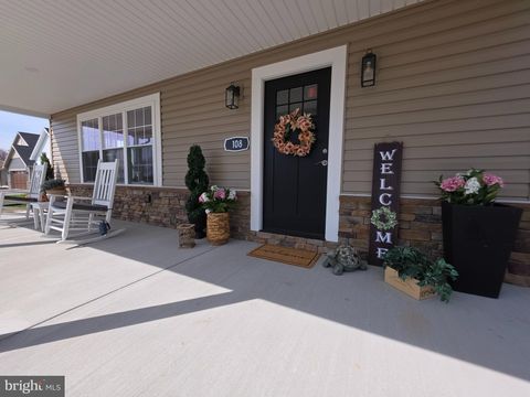 Homes For Sale - 108 Bungalow Road Rd<br/> ENOLA, PA 17025