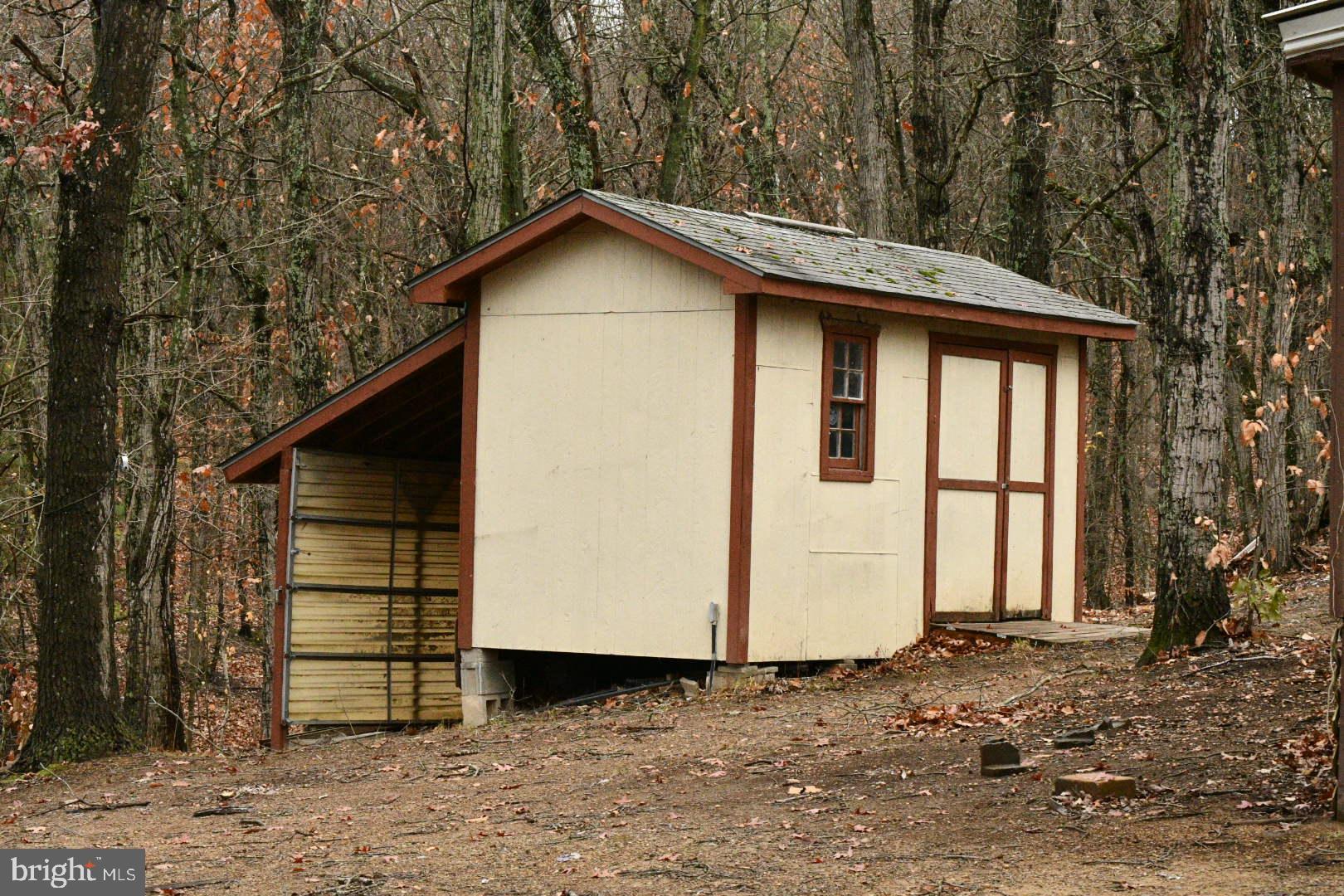 RIVER VIEW - Residential