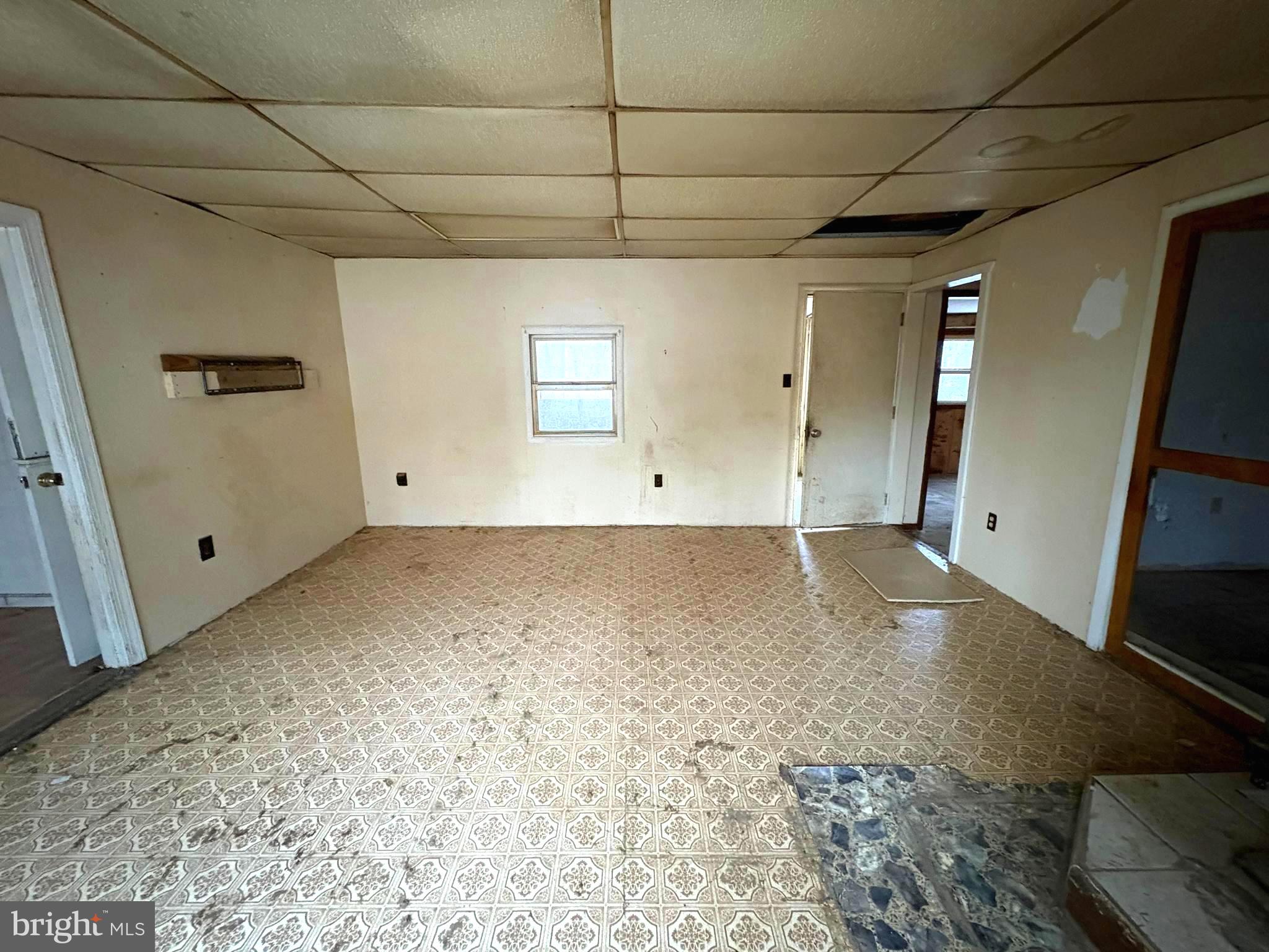 RIVER VIEW - Residential