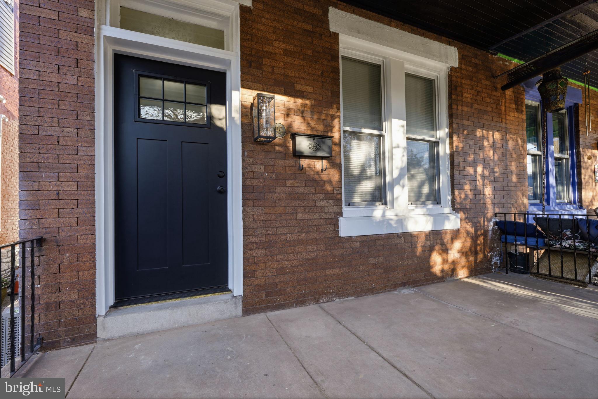 95 W WASHINGTON LANE