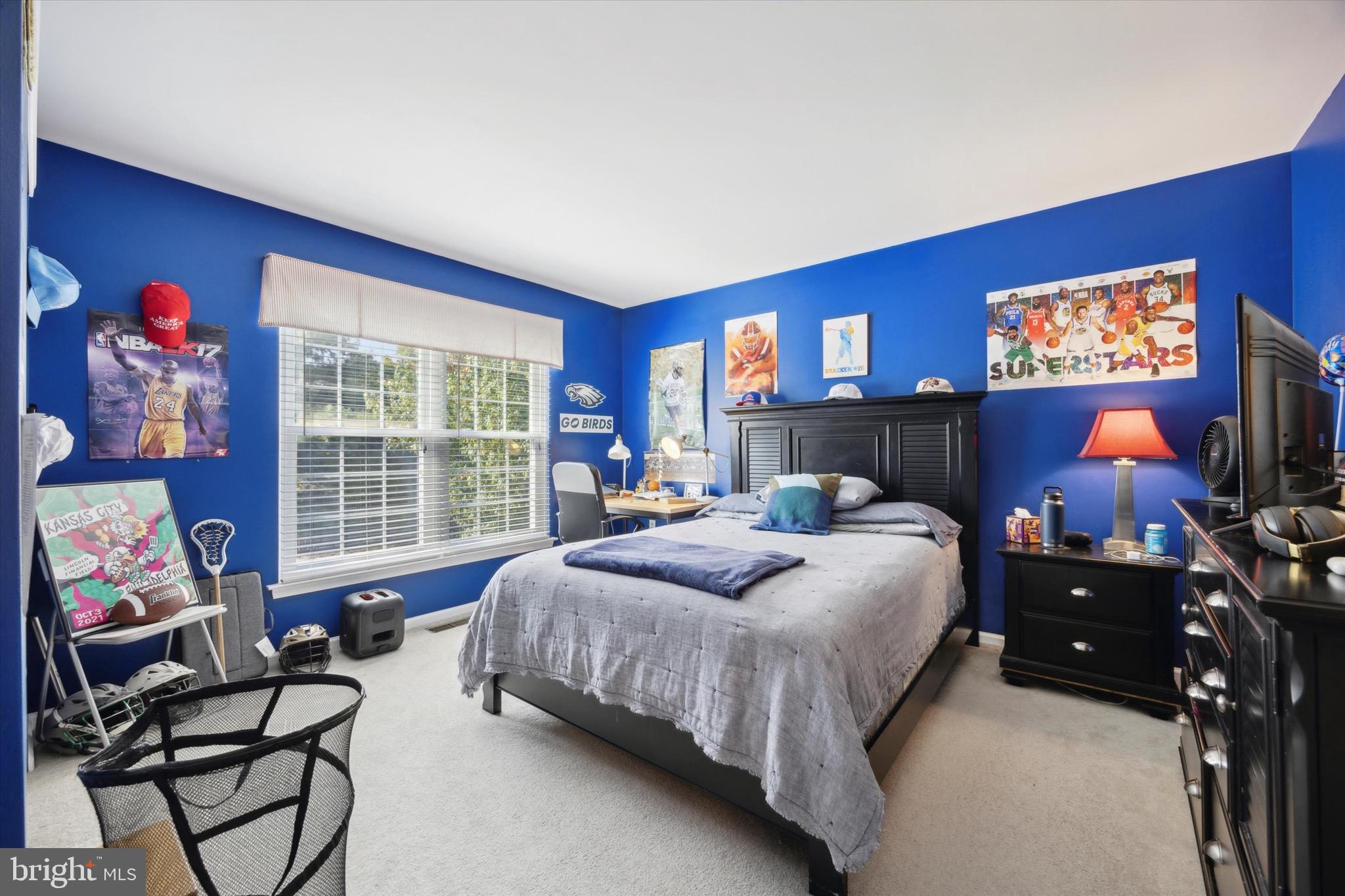 RAVEN HOLLOW - Residential