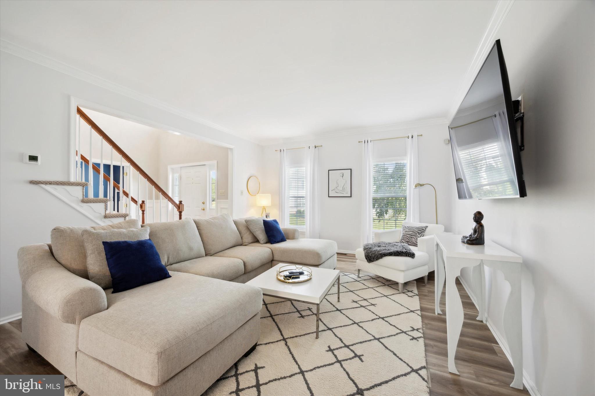 RAVEN HOLLOW - Residential