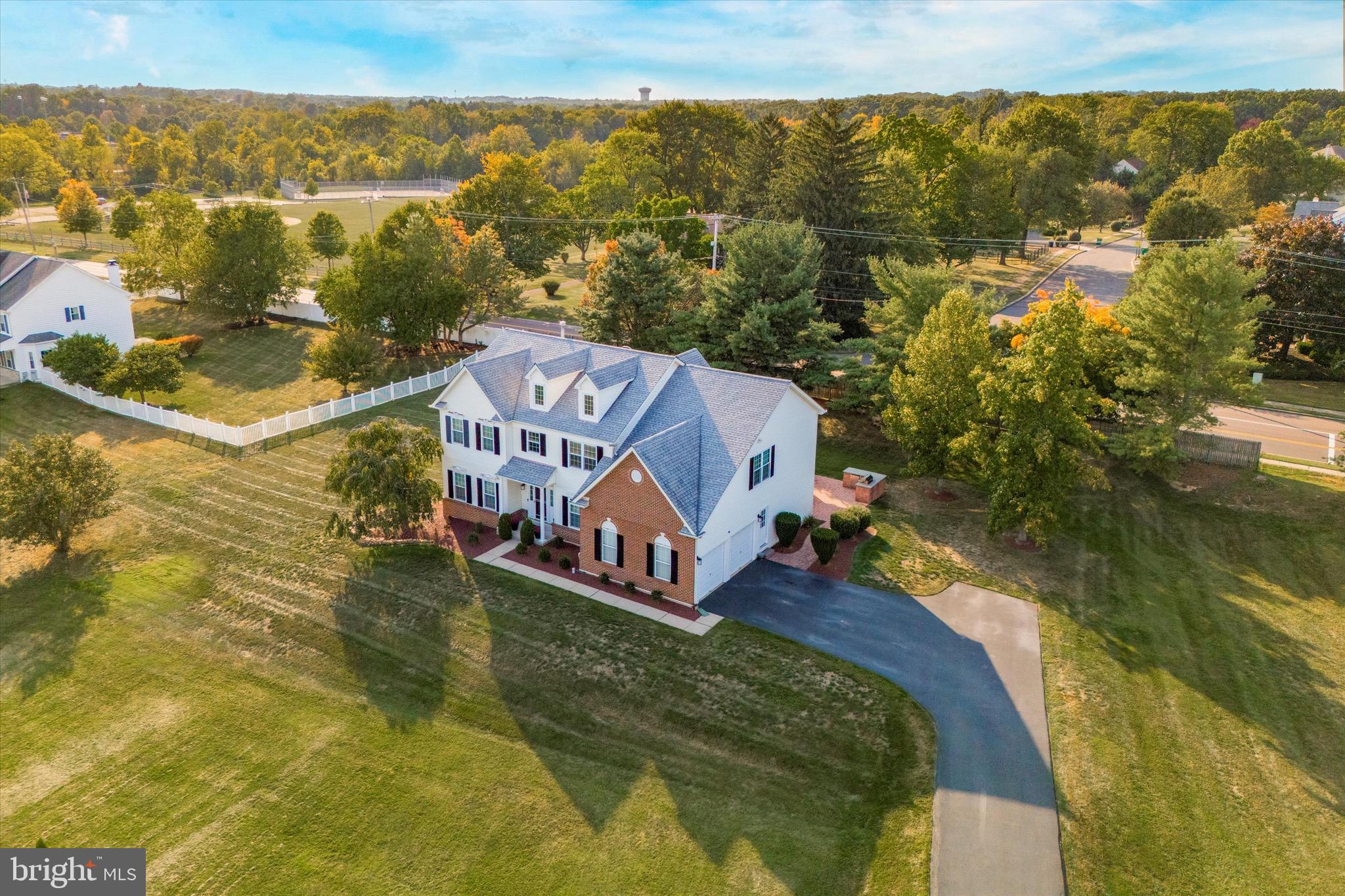 RAVEN HOLLOW - Residential