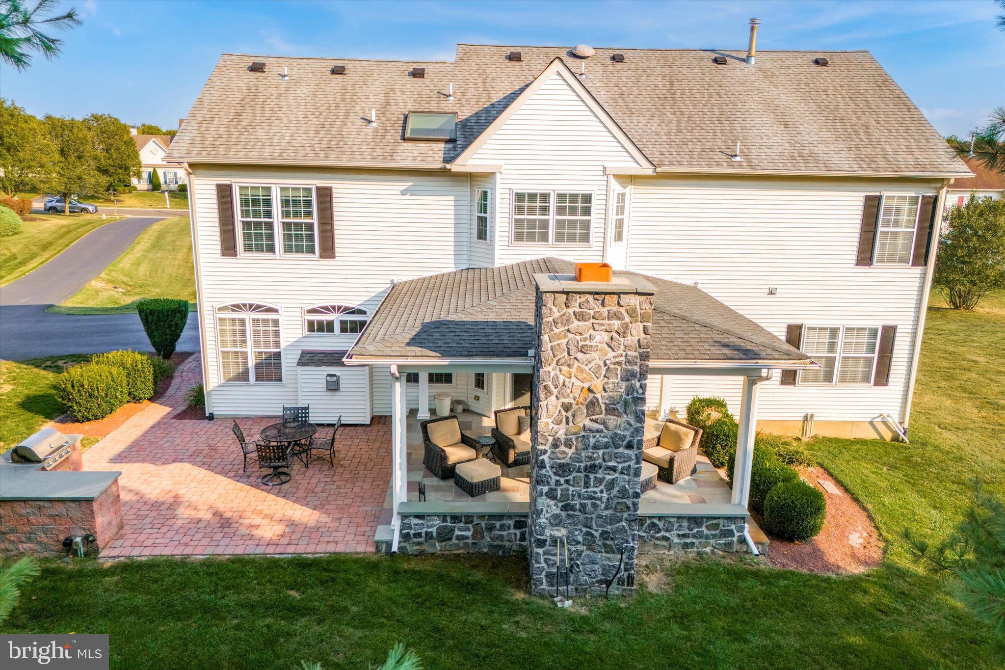 RAVEN HOLLOW - Residential