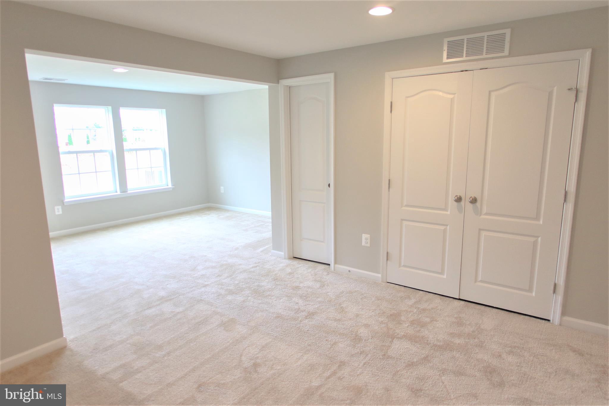 STONEBROOK VILLAGE - Residential