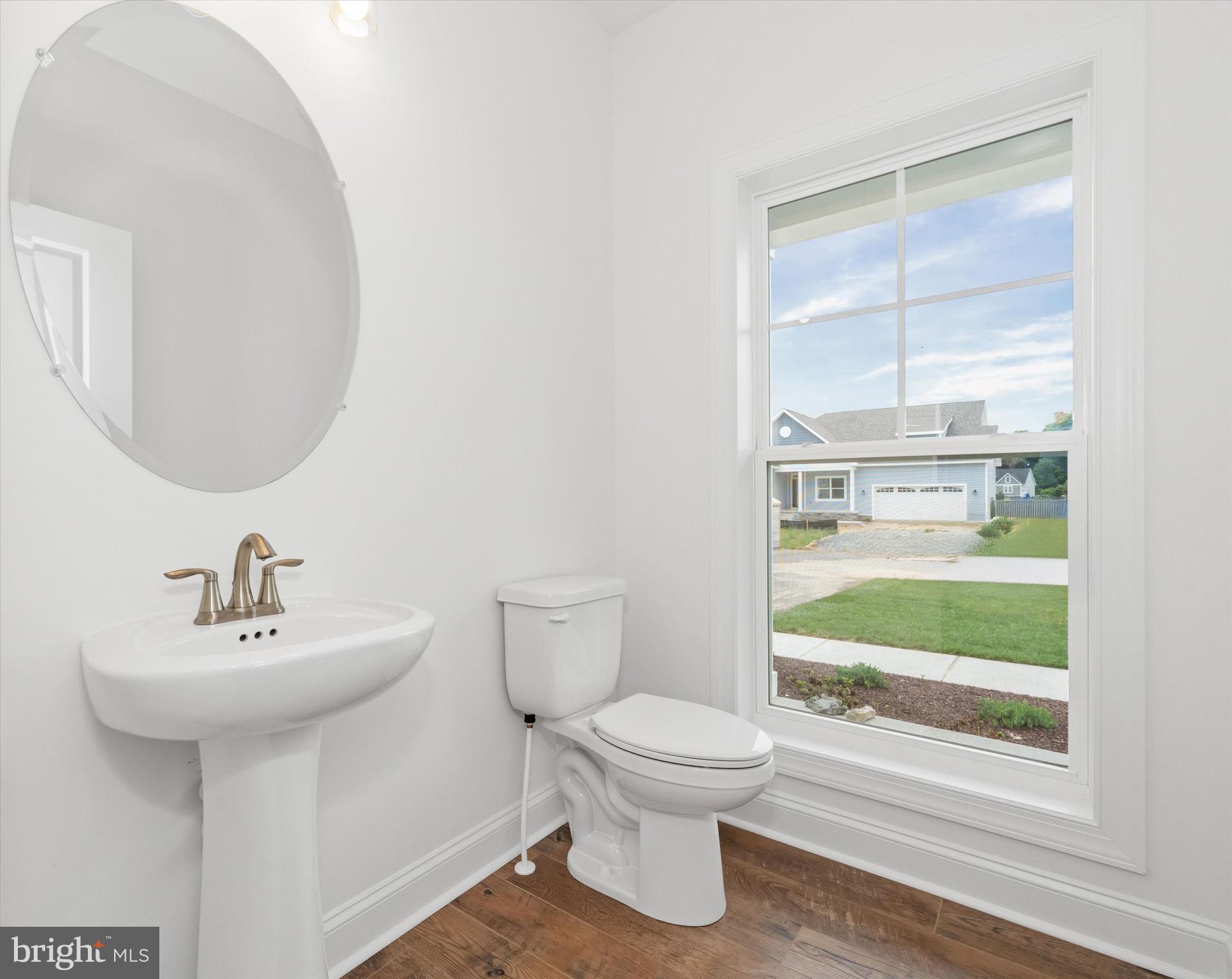 ESTATES AT MILTON CROSSING - Residential