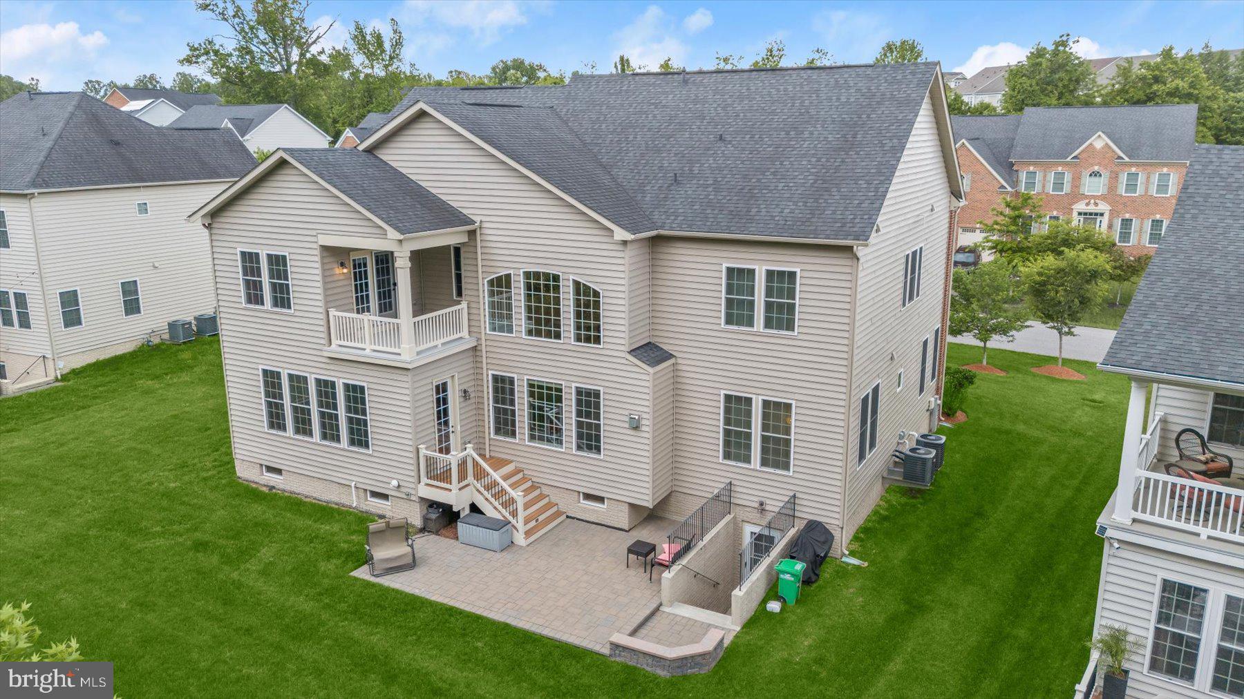 OAK CREEK CLUB - Residential