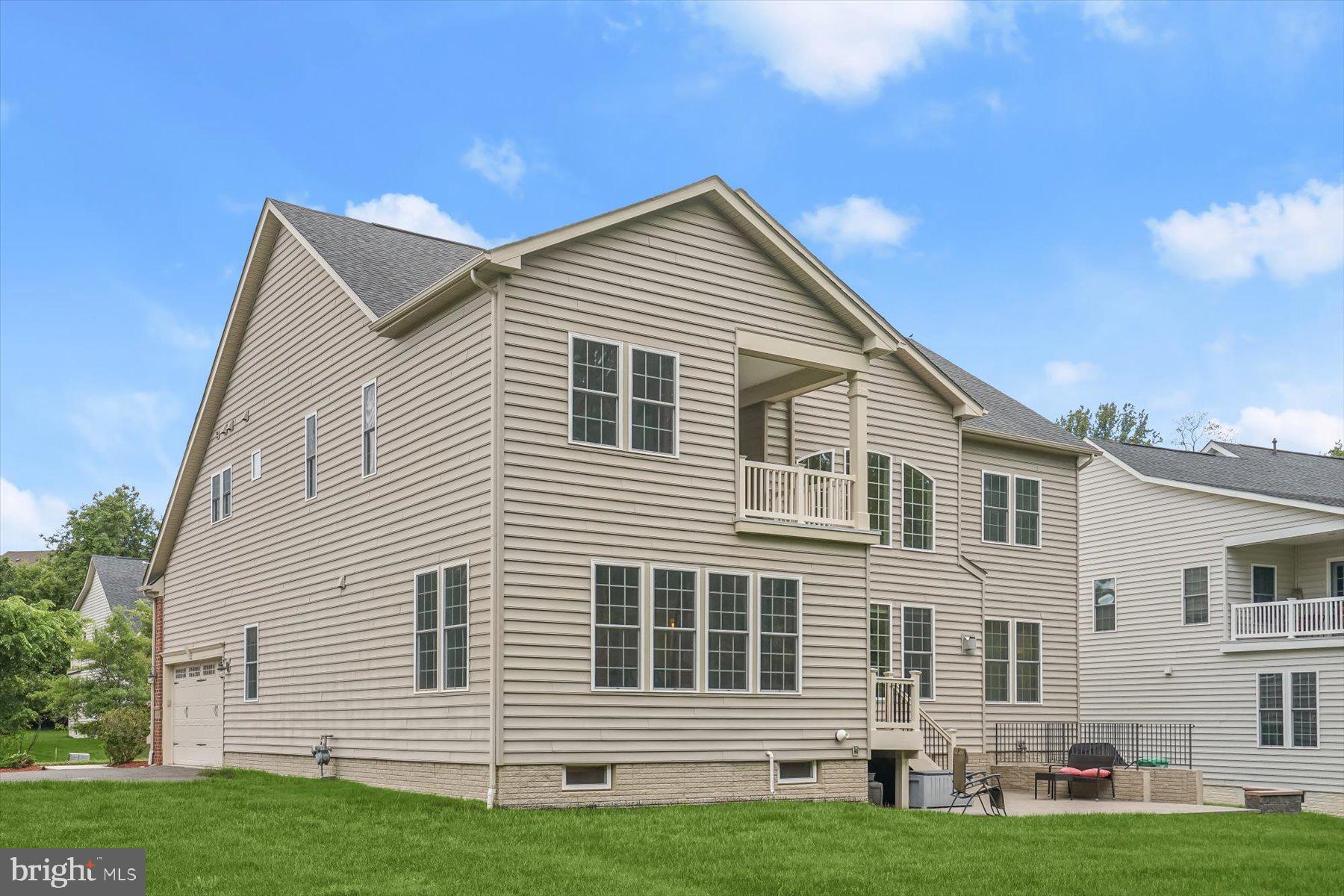 OAK CREEK CLUB - Residential