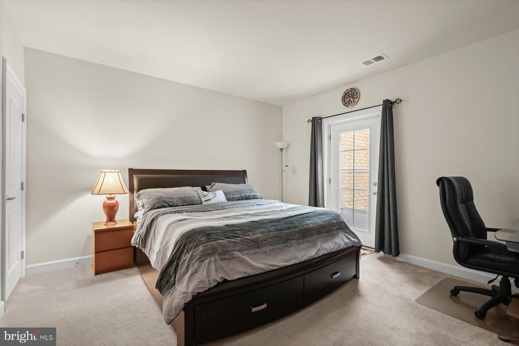 OAK CREEK CLUB - Residential