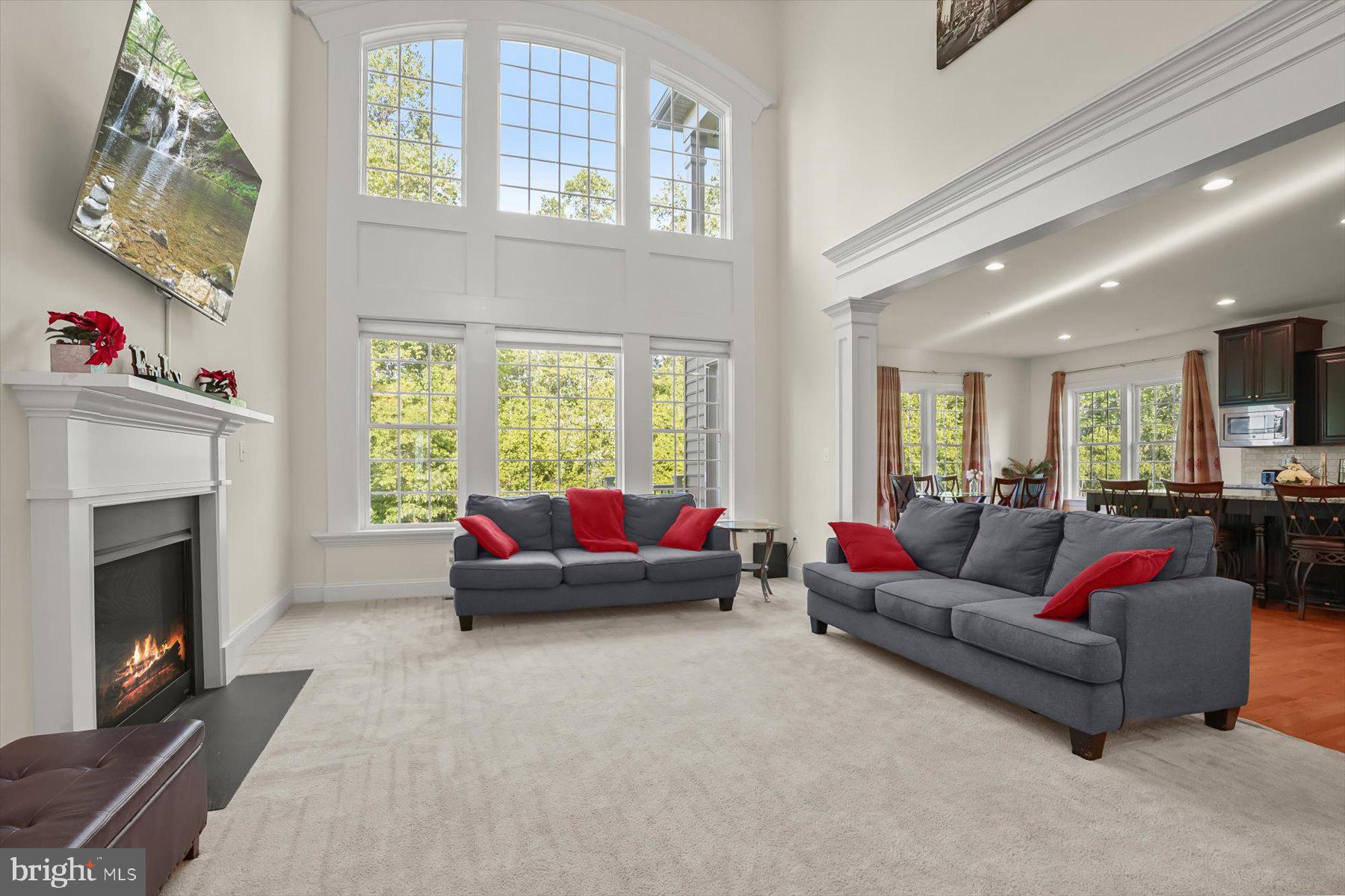 OAK CREEK CLUB - Residential