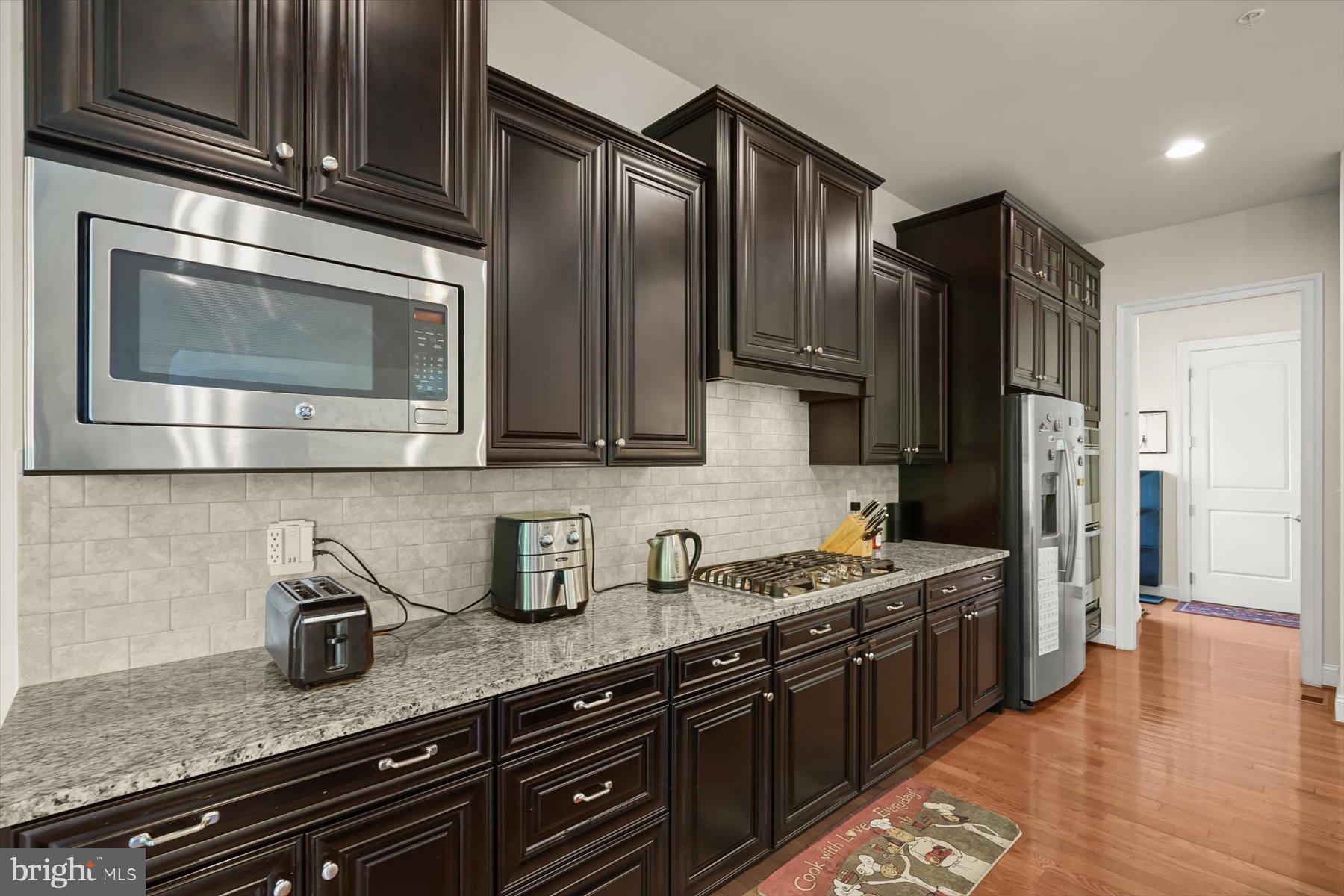 OAK CREEK CLUB - Residential