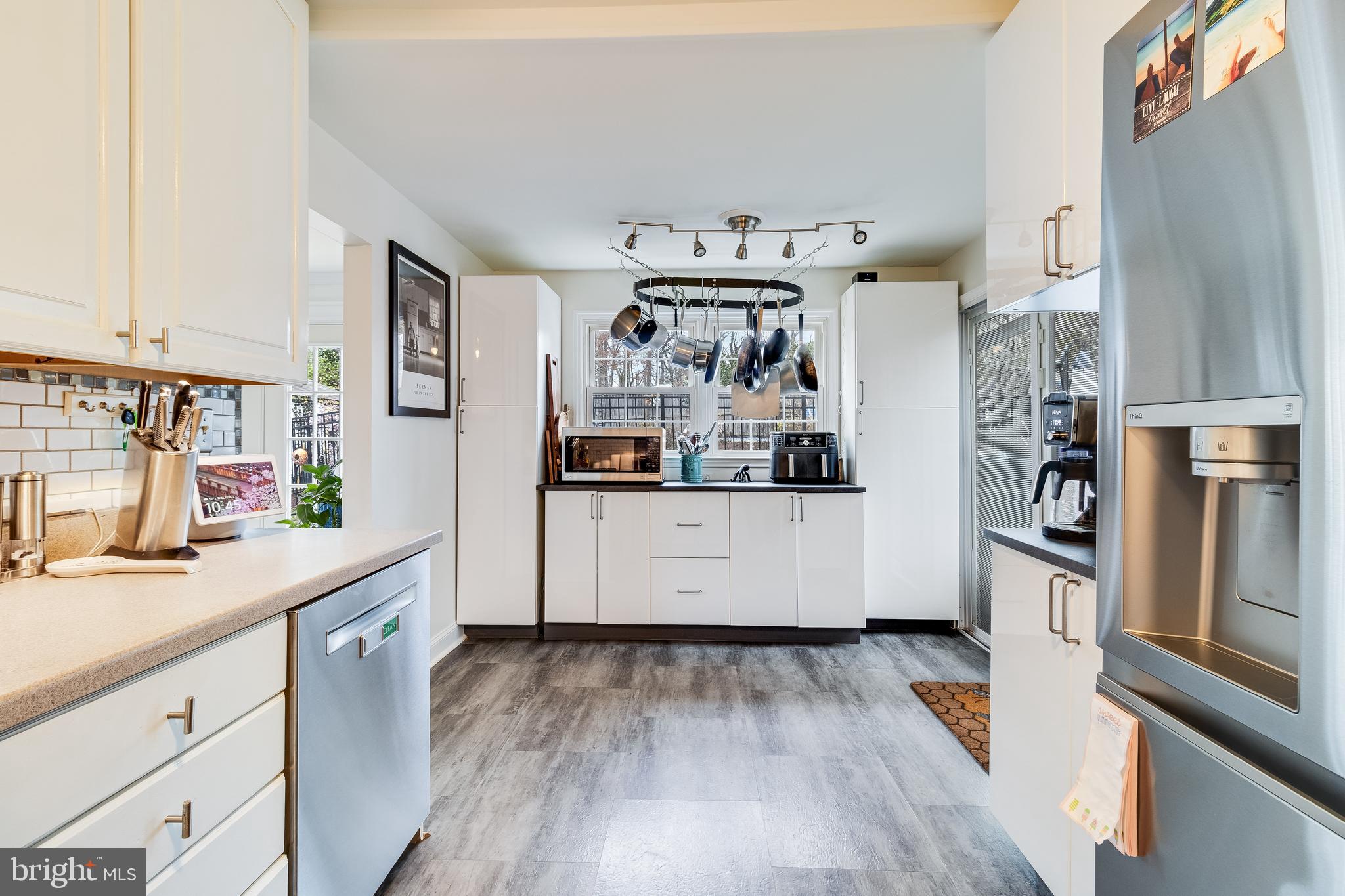 LANDHAVEN - Residential