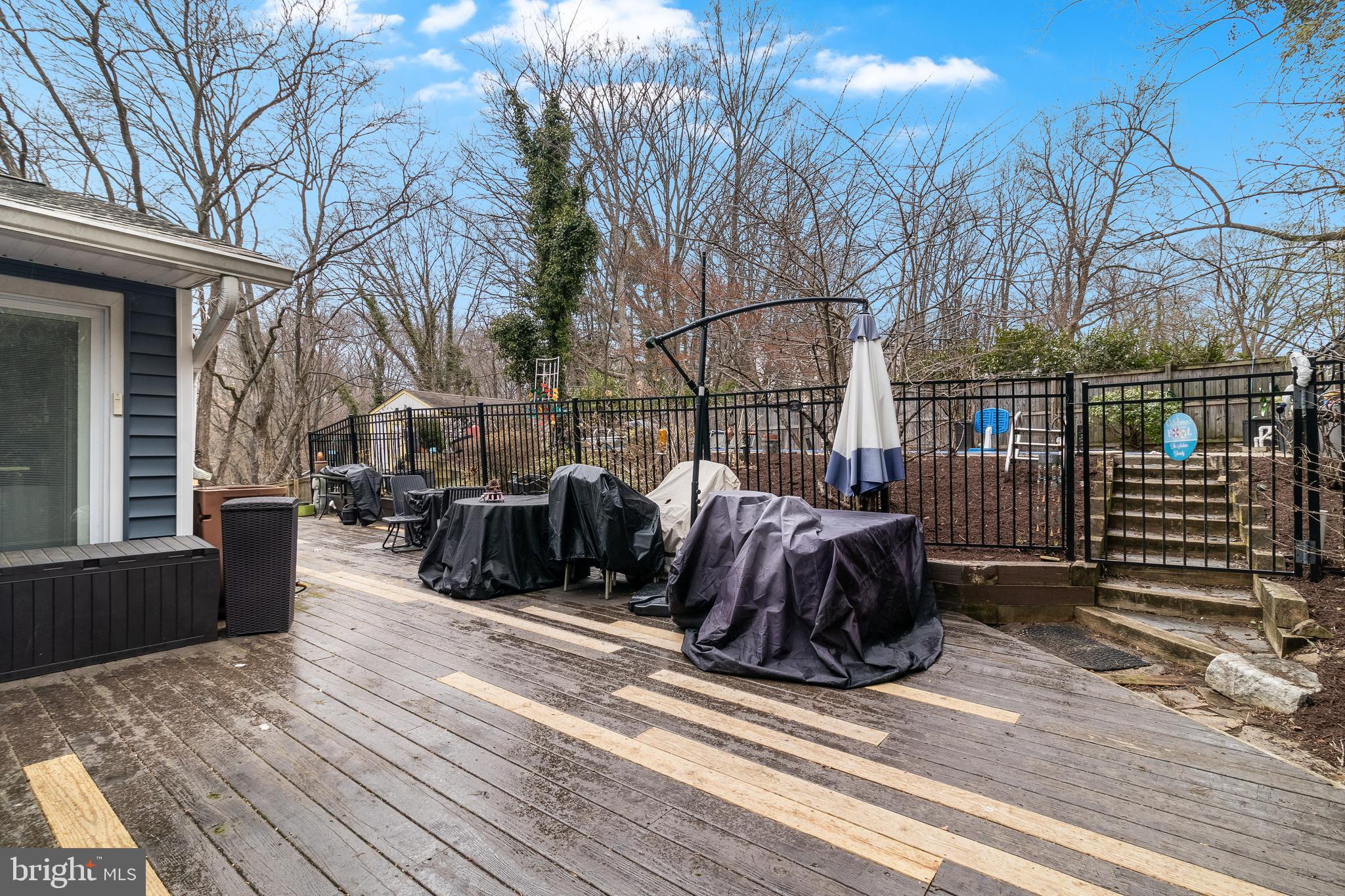 LANDHAVEN - Residential