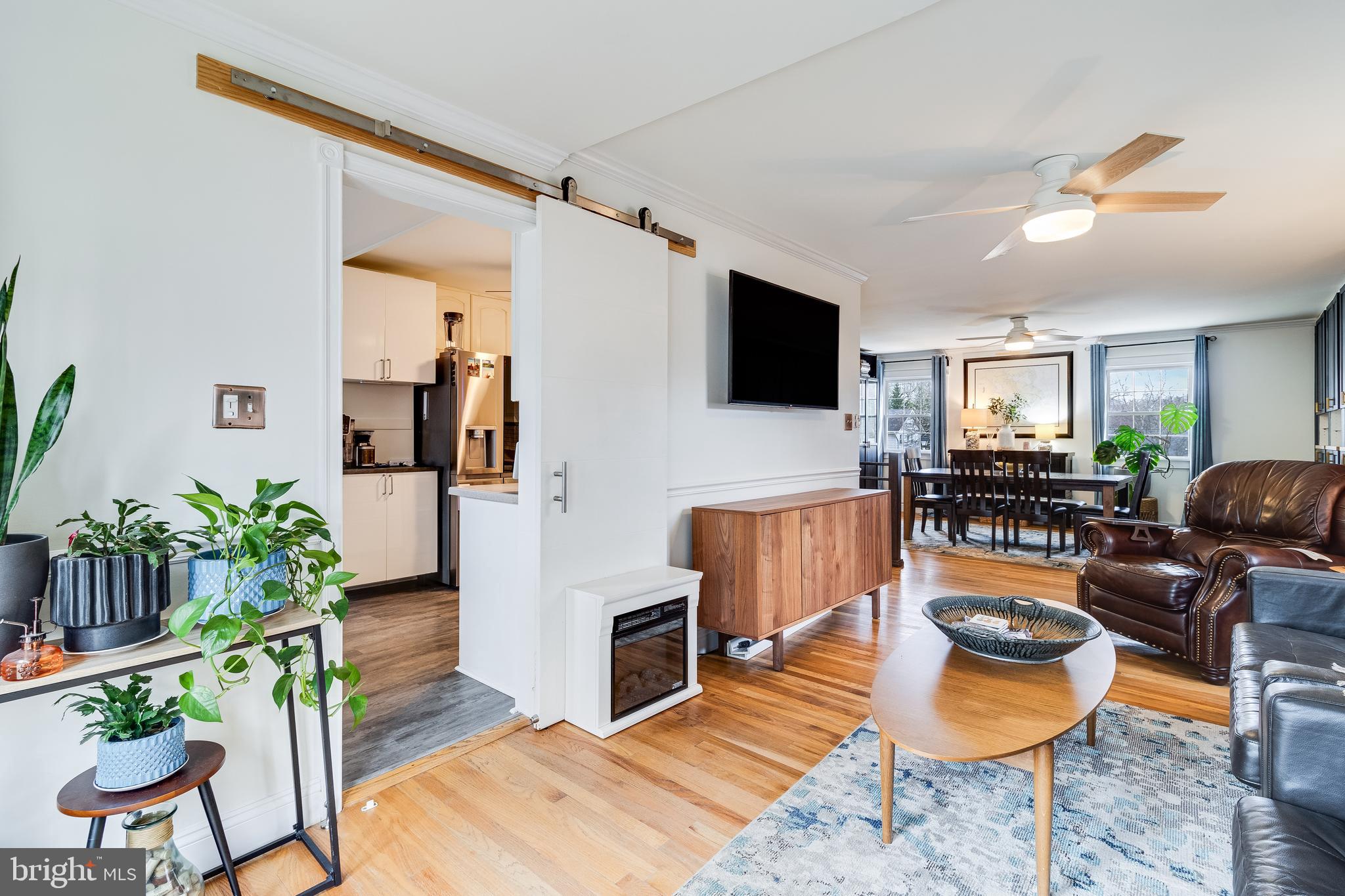 LANDHAVEN - Residential