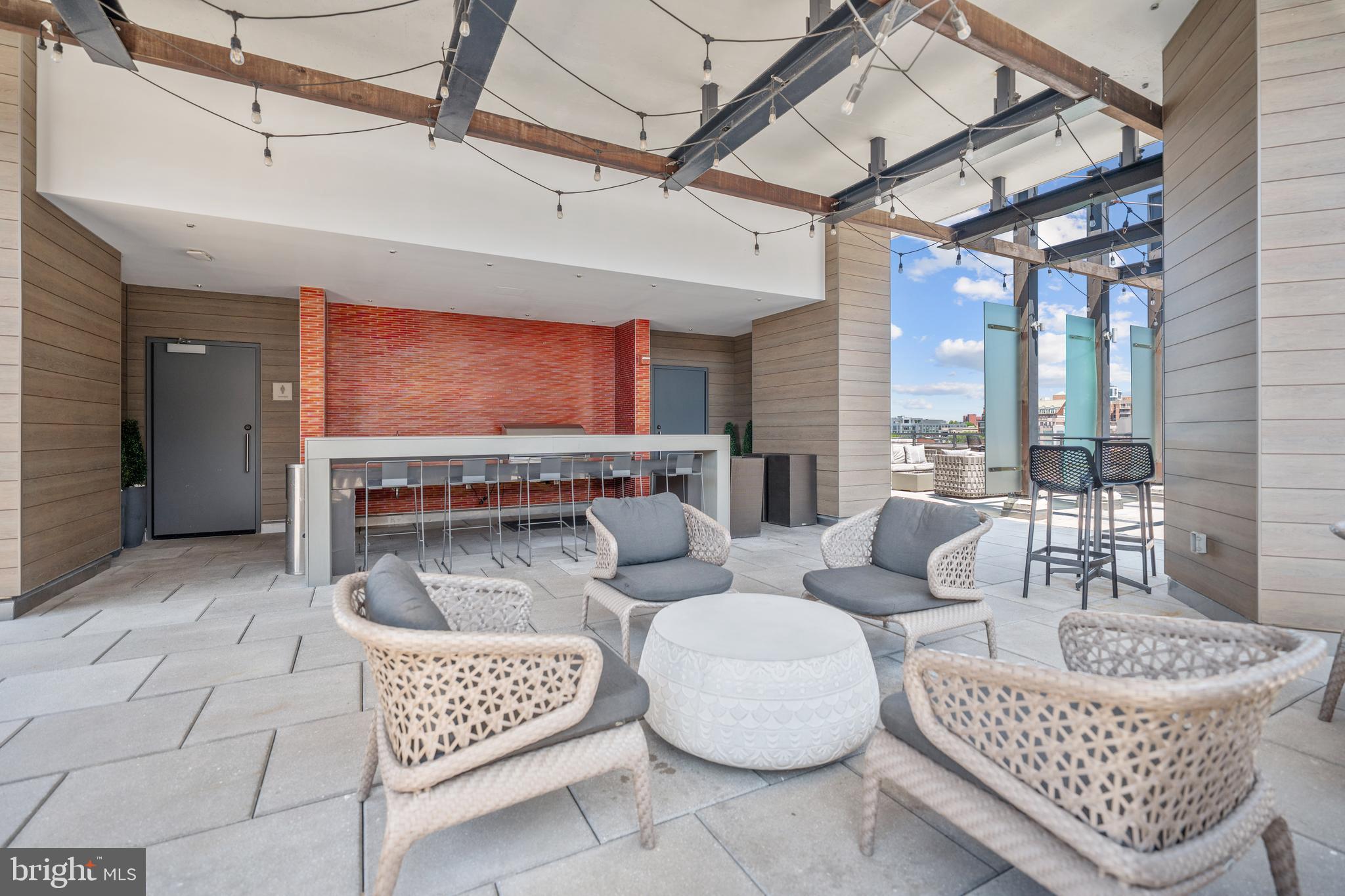 DOWNTOWN BETHESDA - Residential