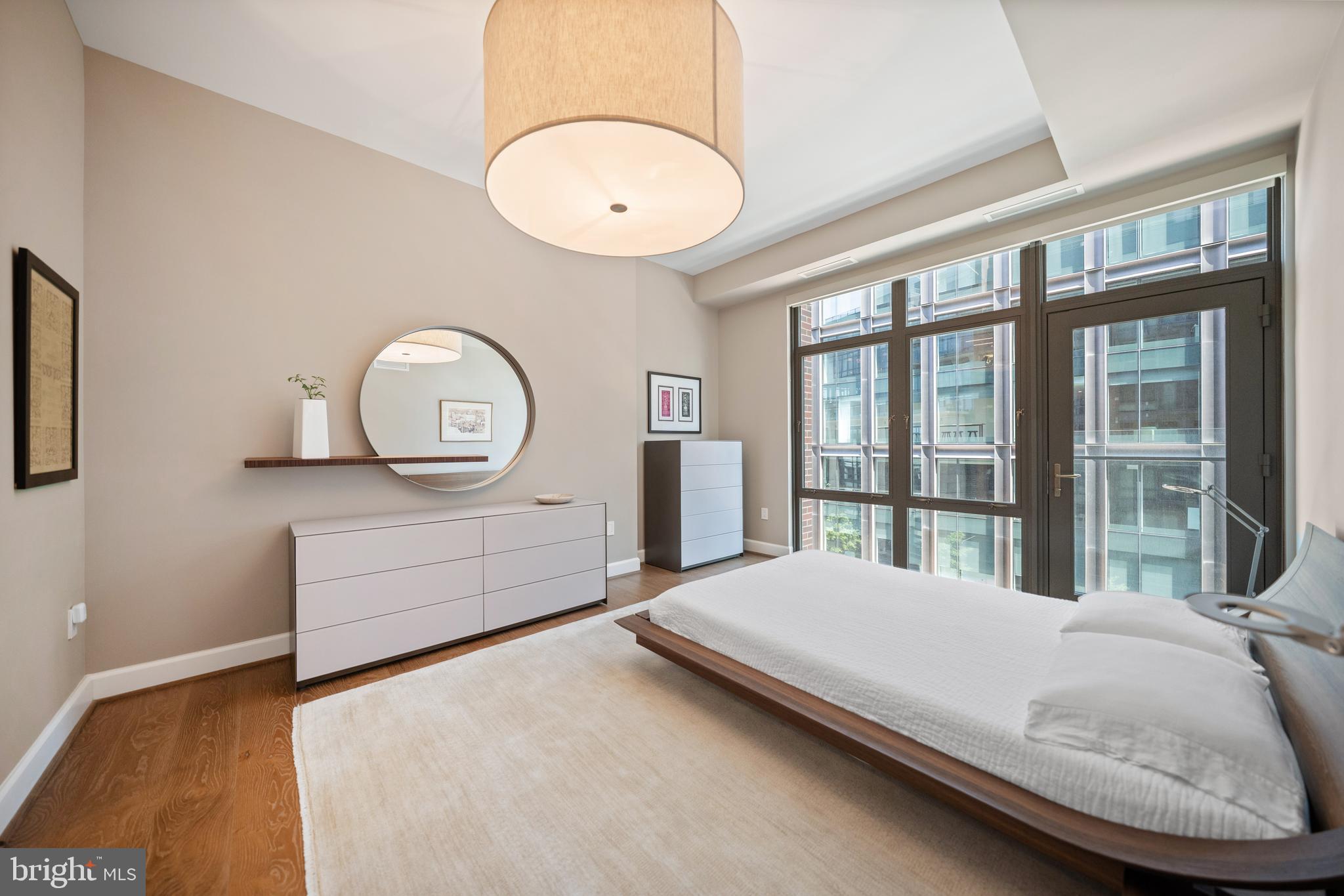 DOWNTOWN BETHESDA - Residential