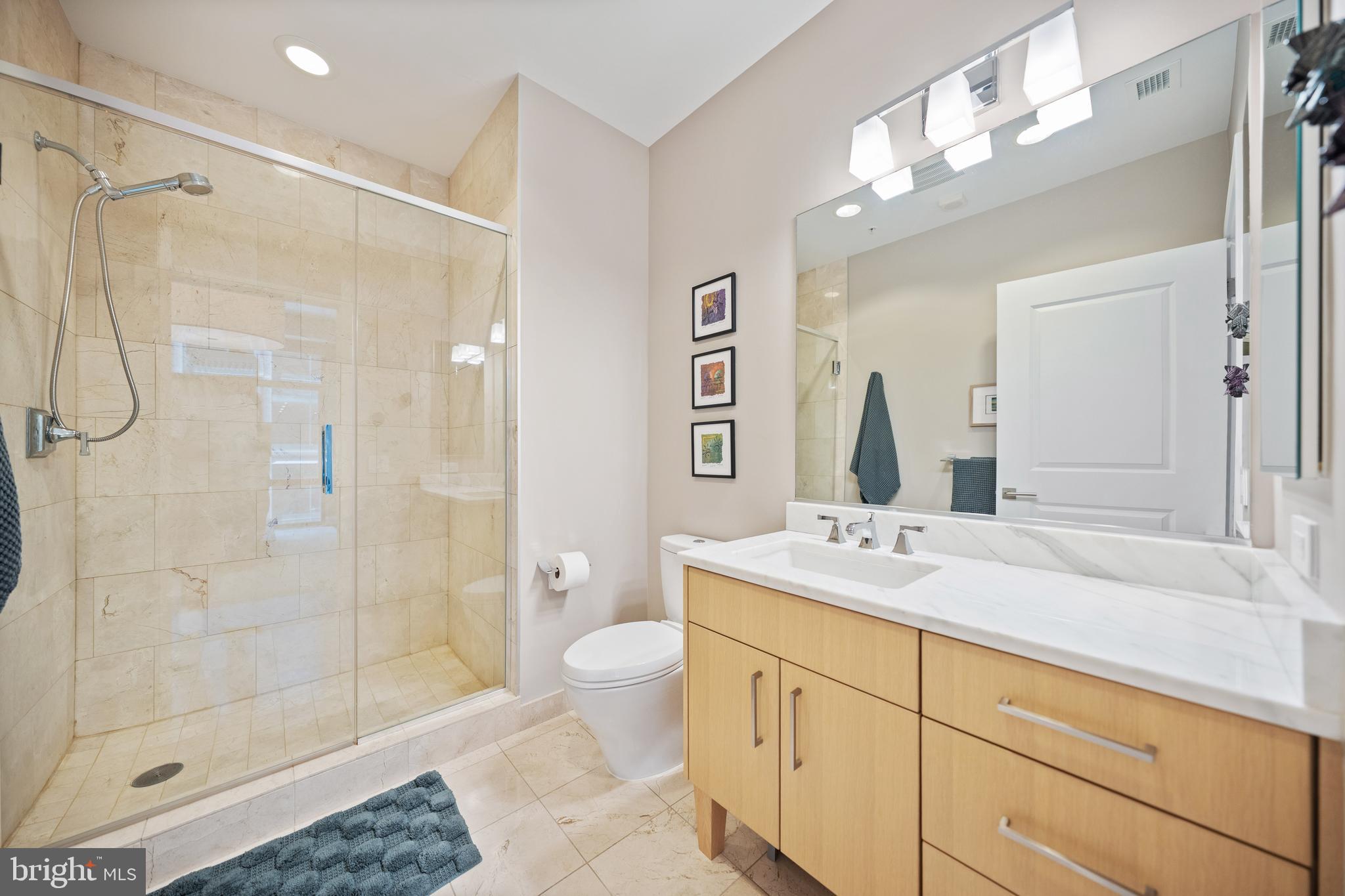 DOWNTOWN BETHESDA - Residential