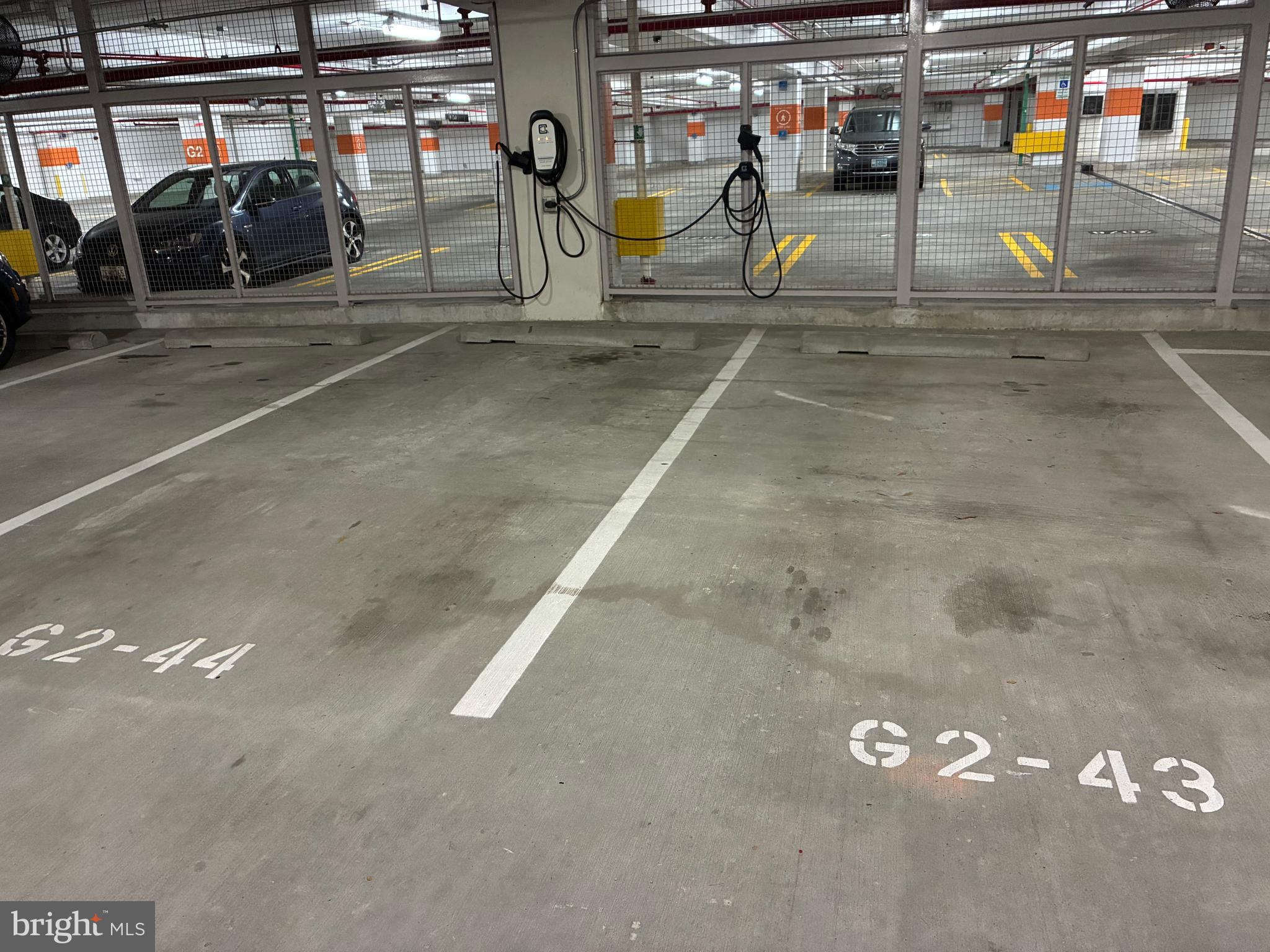 DOWNTOWN BETHESDA - Residential