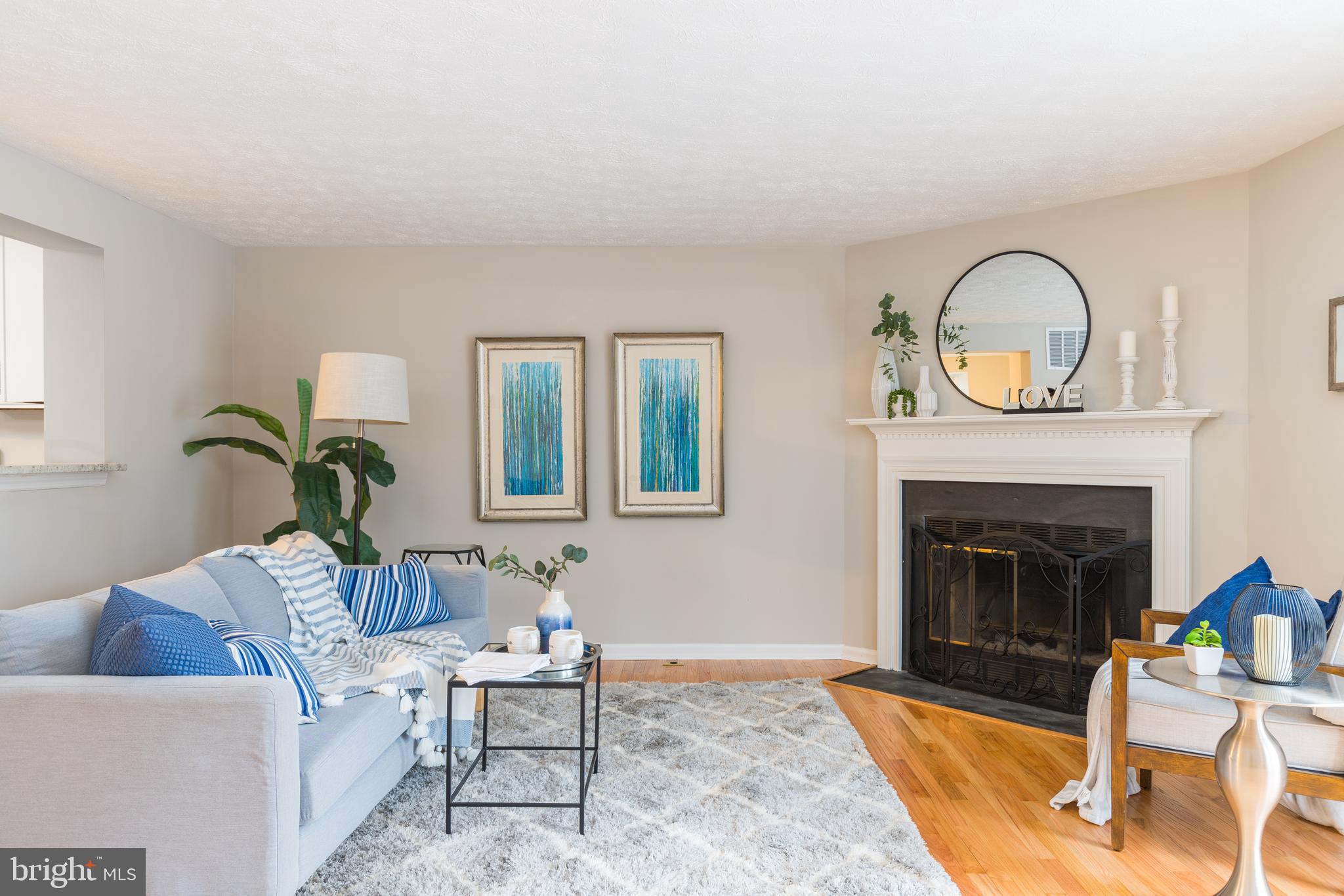 WOODBRIDGE CENTER - Residential