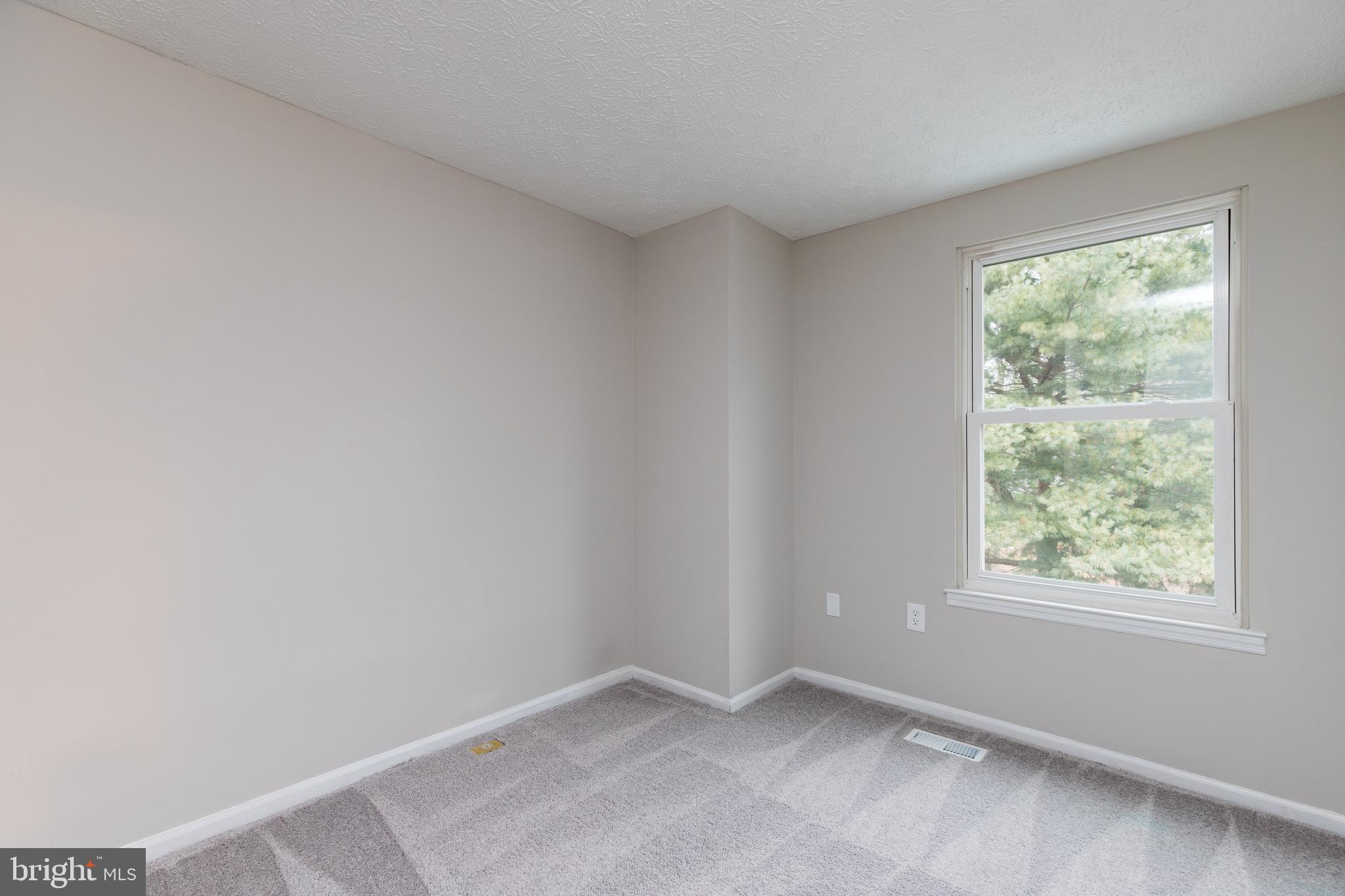 WOODBRIDGE CENTER - Residential