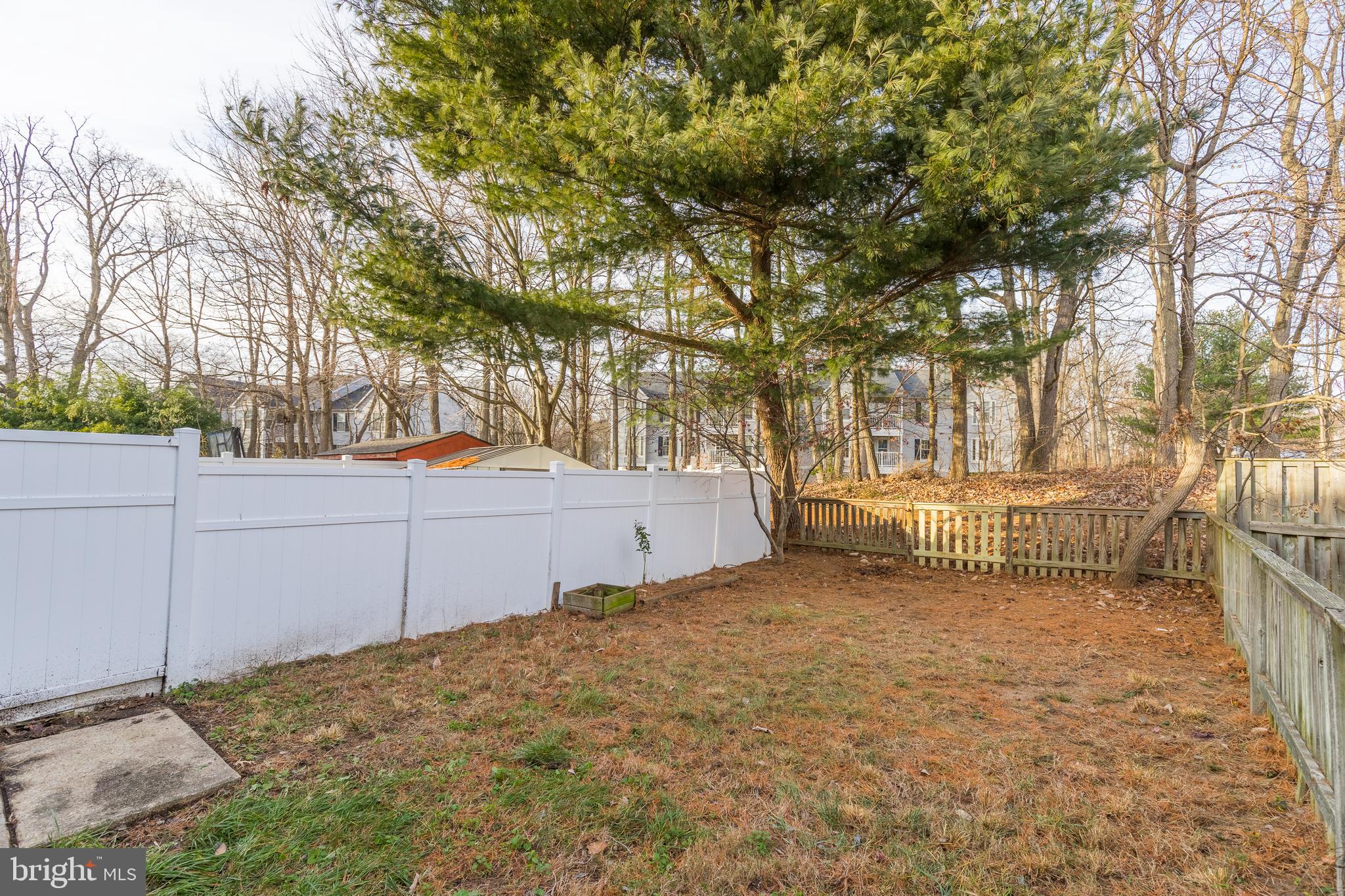 WOODBRIDGE CENTER - Residential