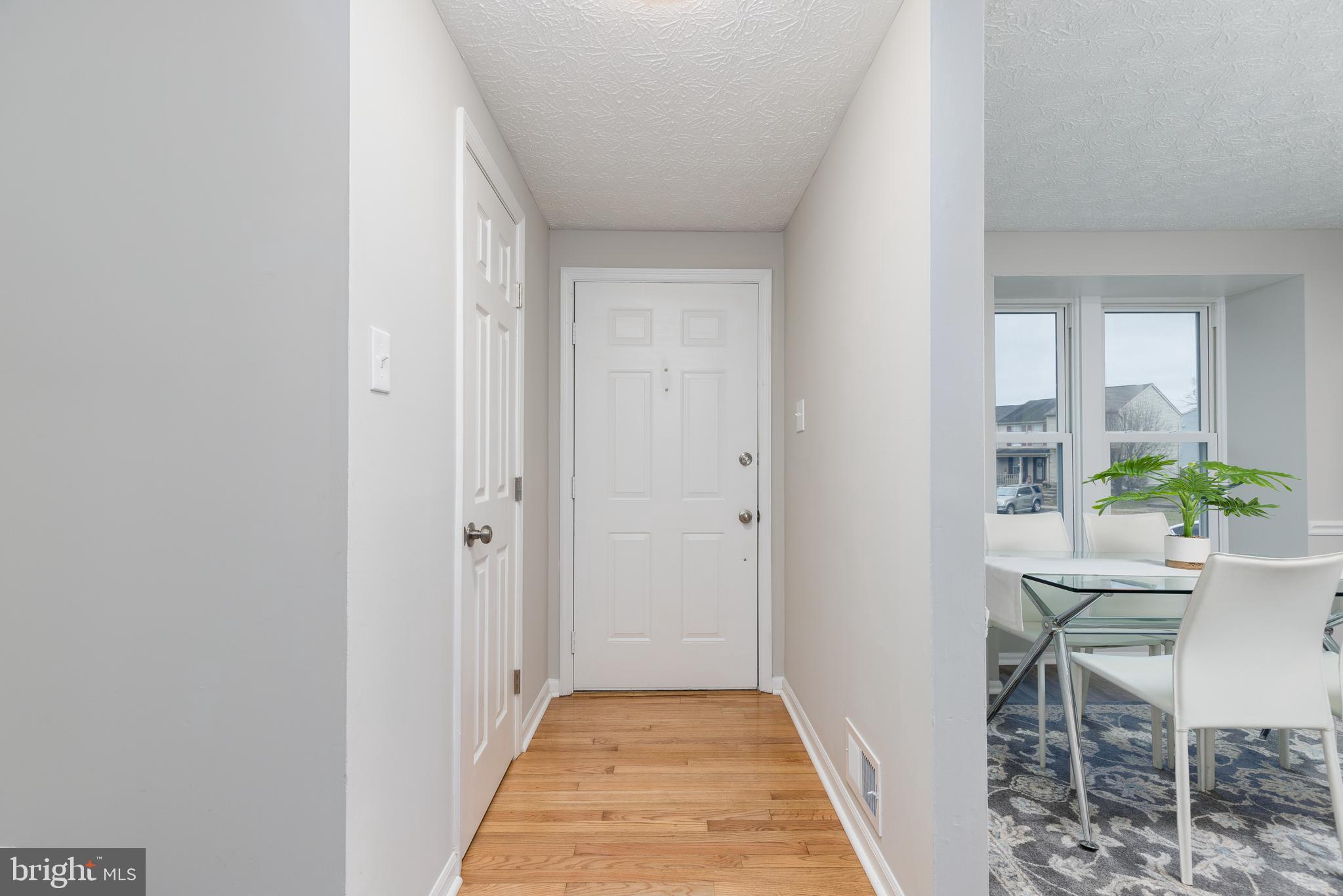 WOODBRIDGE CENTER - Residential