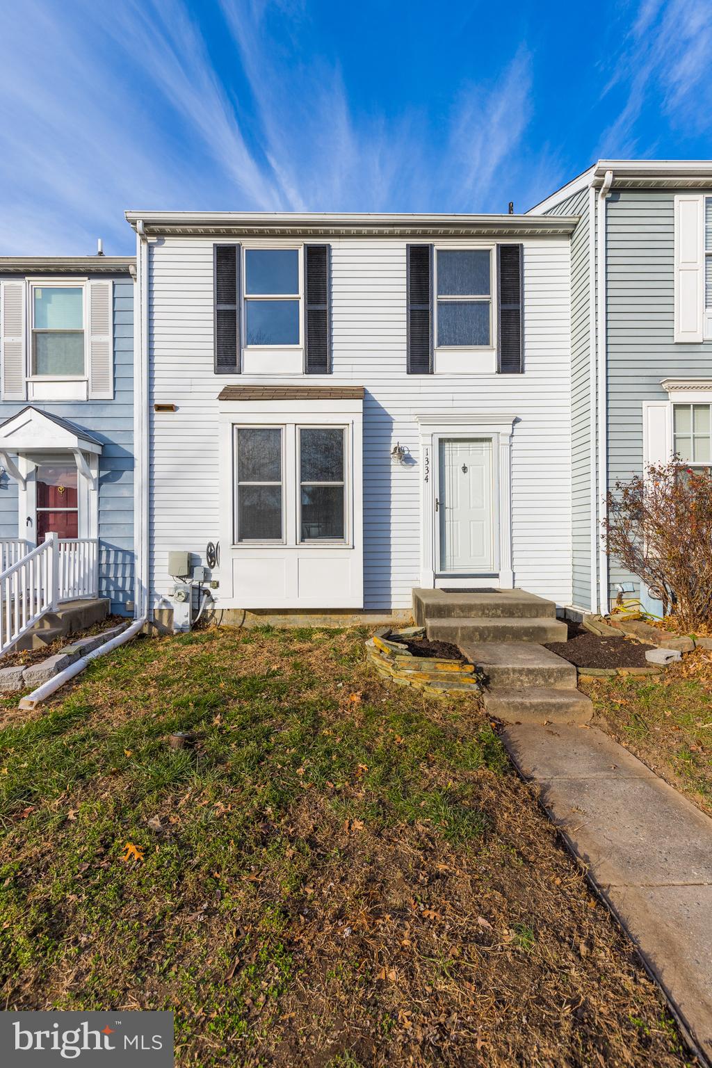 WOODBRIDGE CENTER - Residential