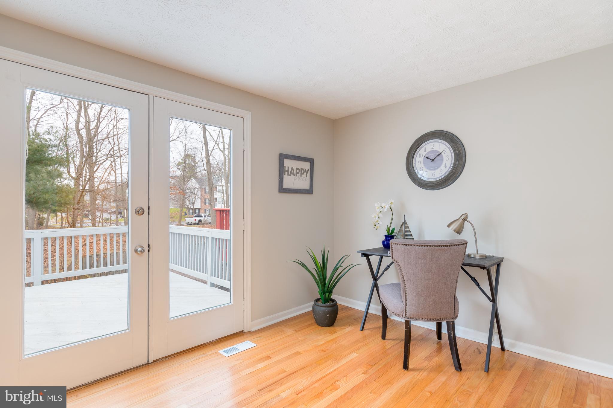 WOODBRIDGE CENTER - Residential