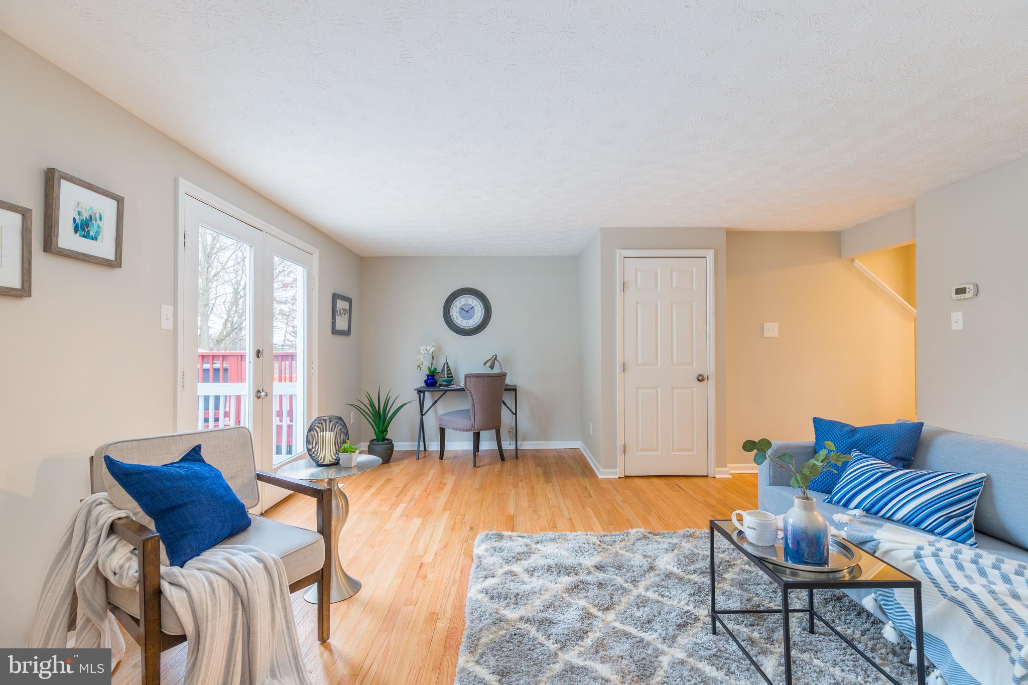 WOODBRIDGE CENTER - Residential