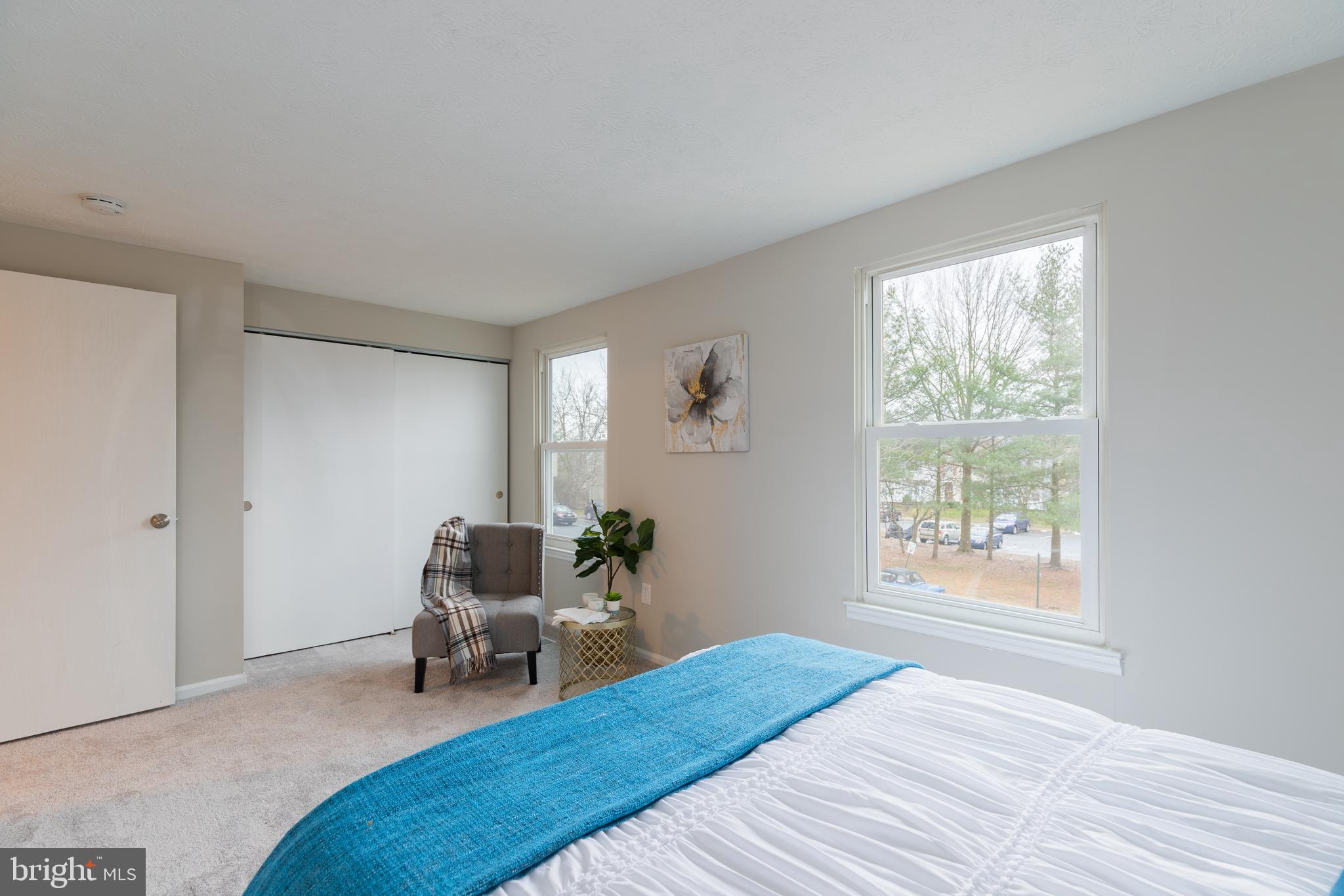 WOODBRIDGE CENTER - Residential