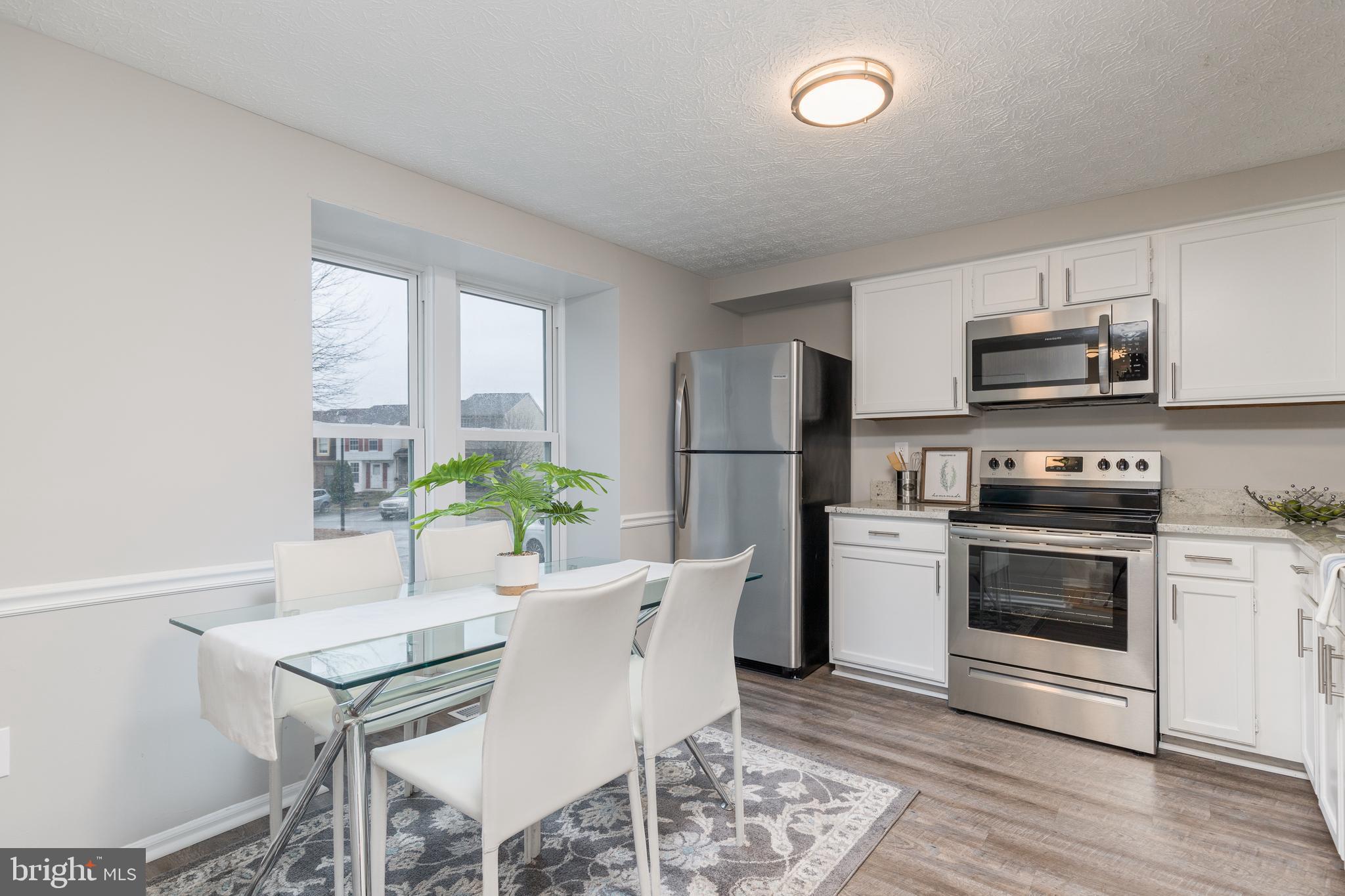 WOODBRIDGE CENTER - Residential