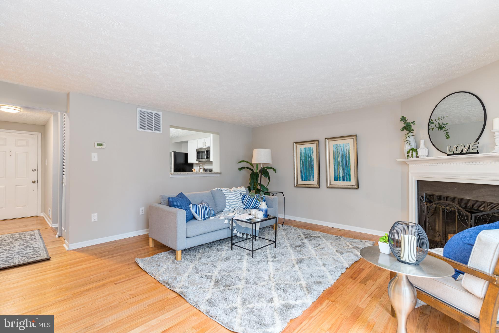 WOODBRIDGE CENTER - Residential