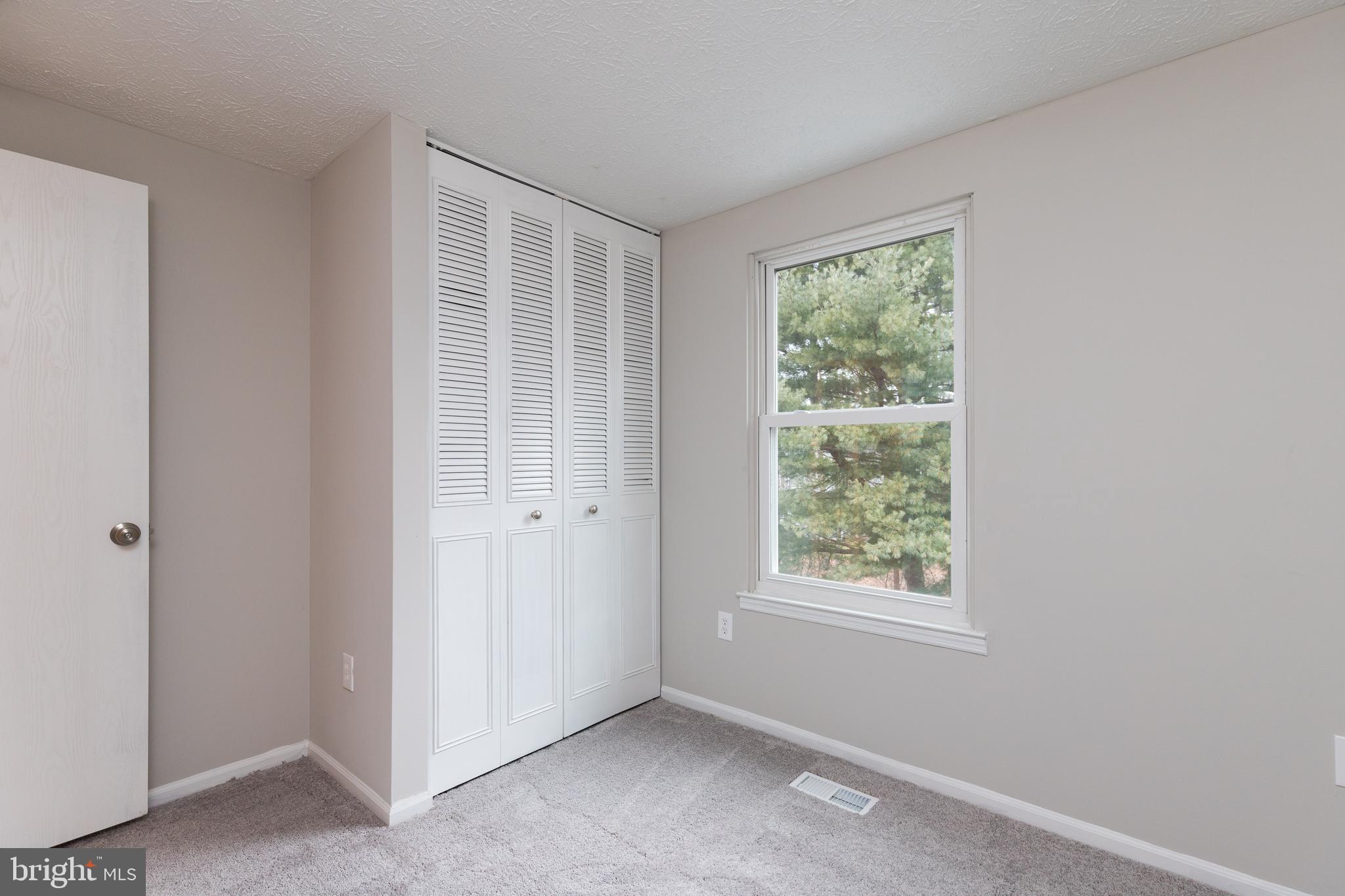 WOODBRIDGE CENTER - Residential