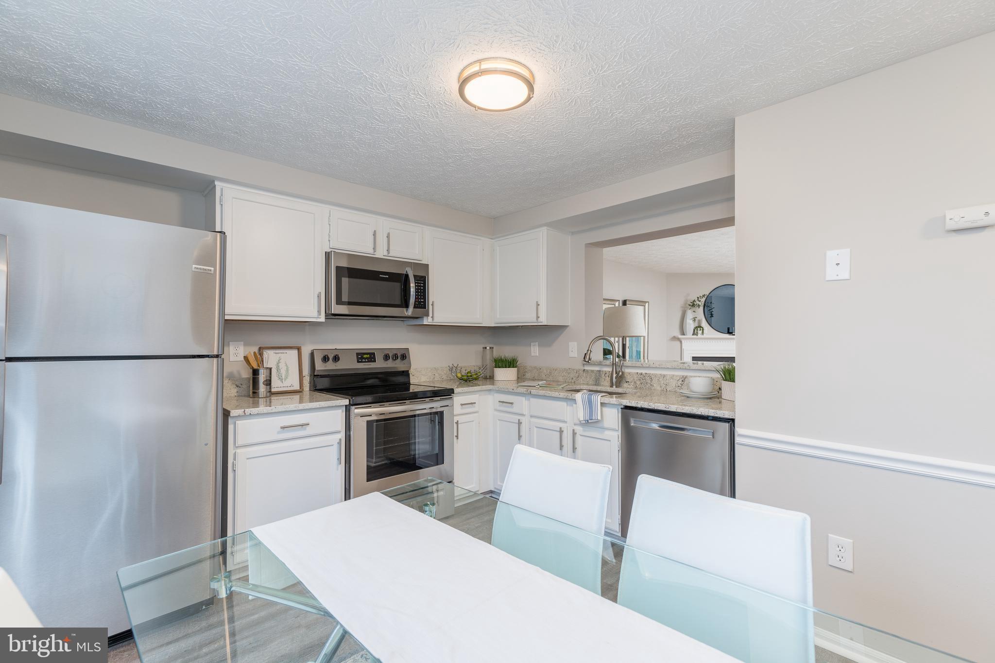 WOODBRIDGE CENTER - Residential