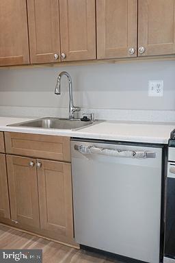 NORTH CRK PLACE - Residential Lease