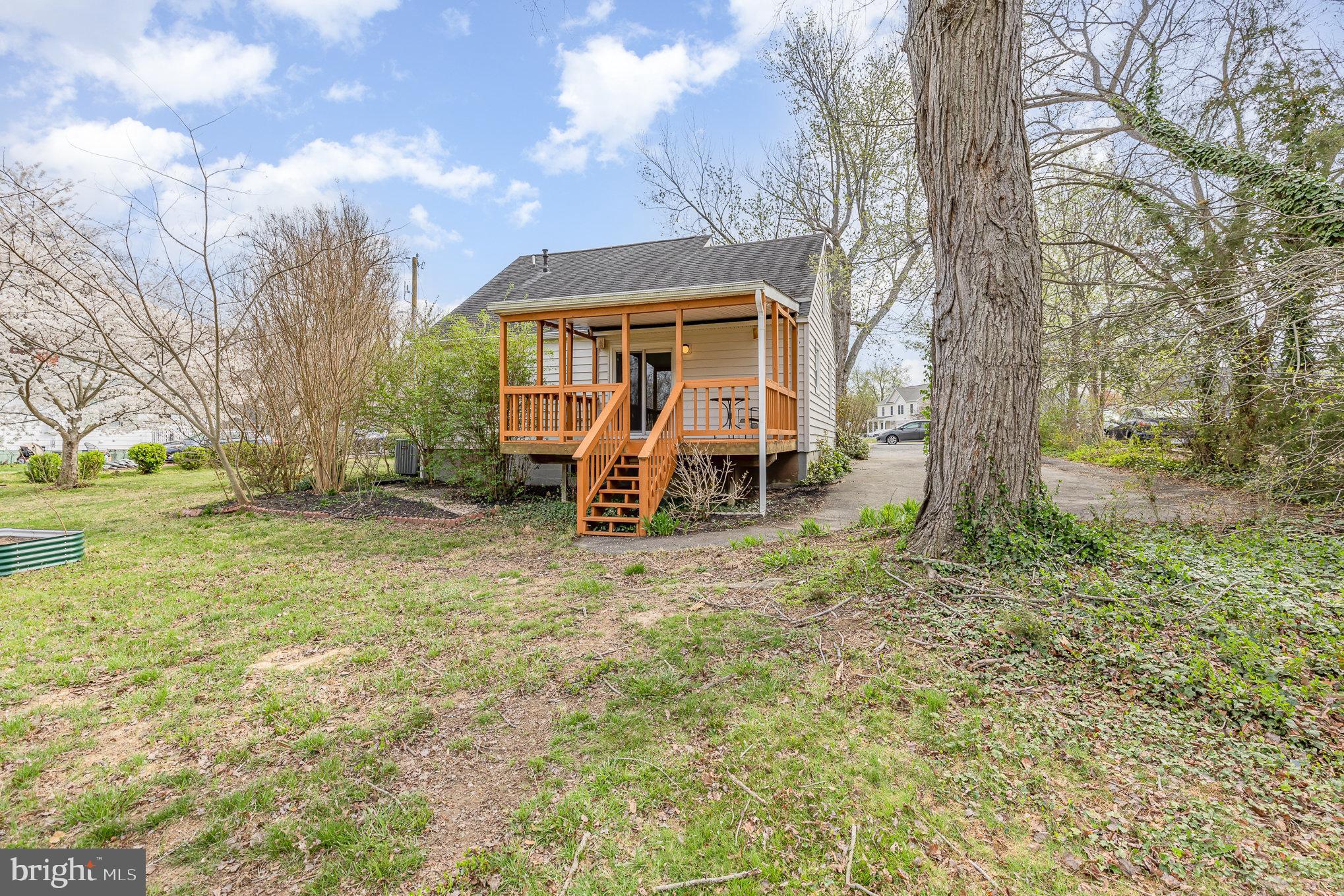 FERRY FARMS - Residential