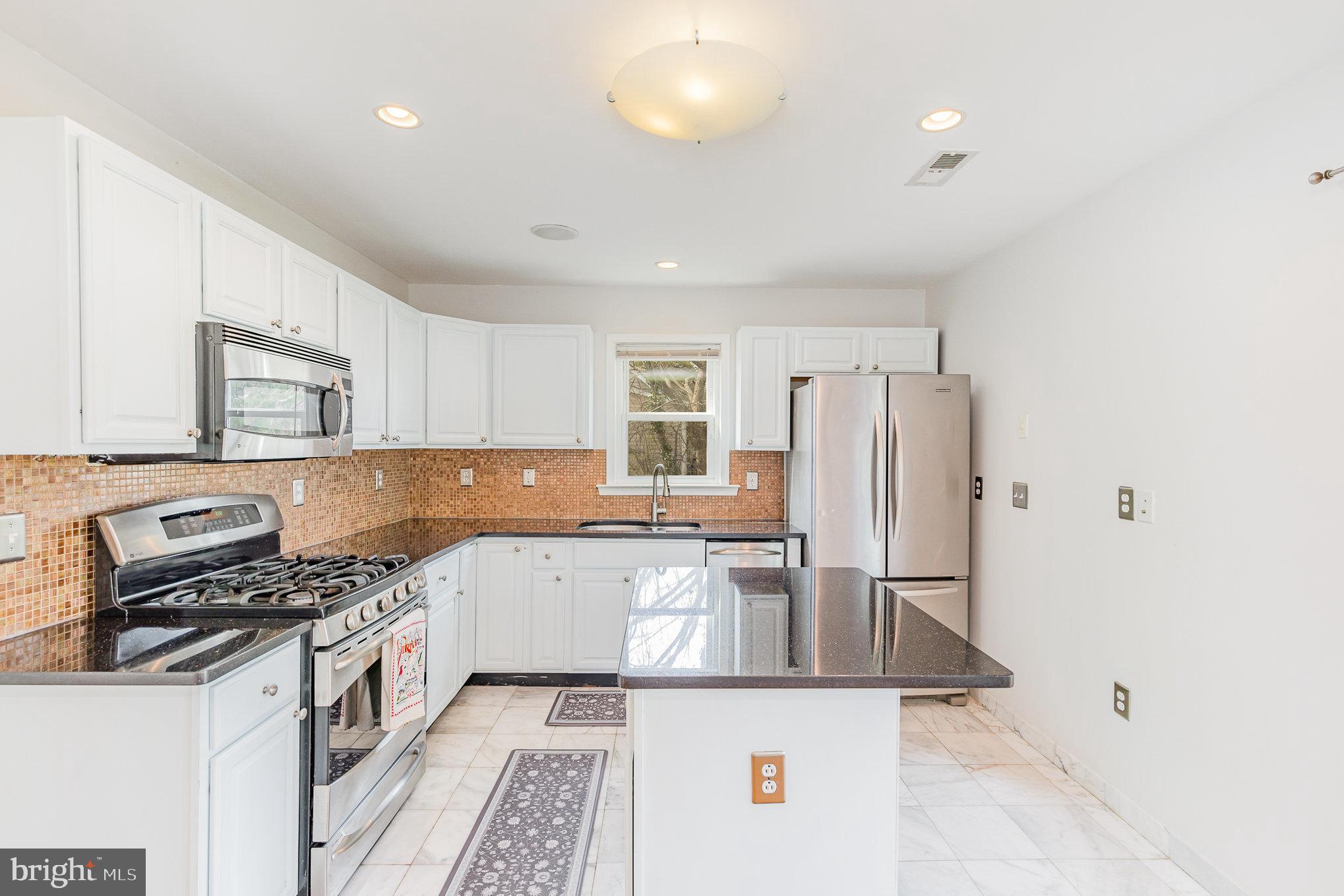 FERRY FARMS - Residential