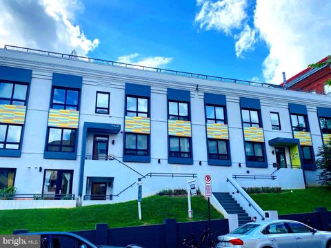 2422 17TH STREET NW 207 WASHINGTON DC 20009