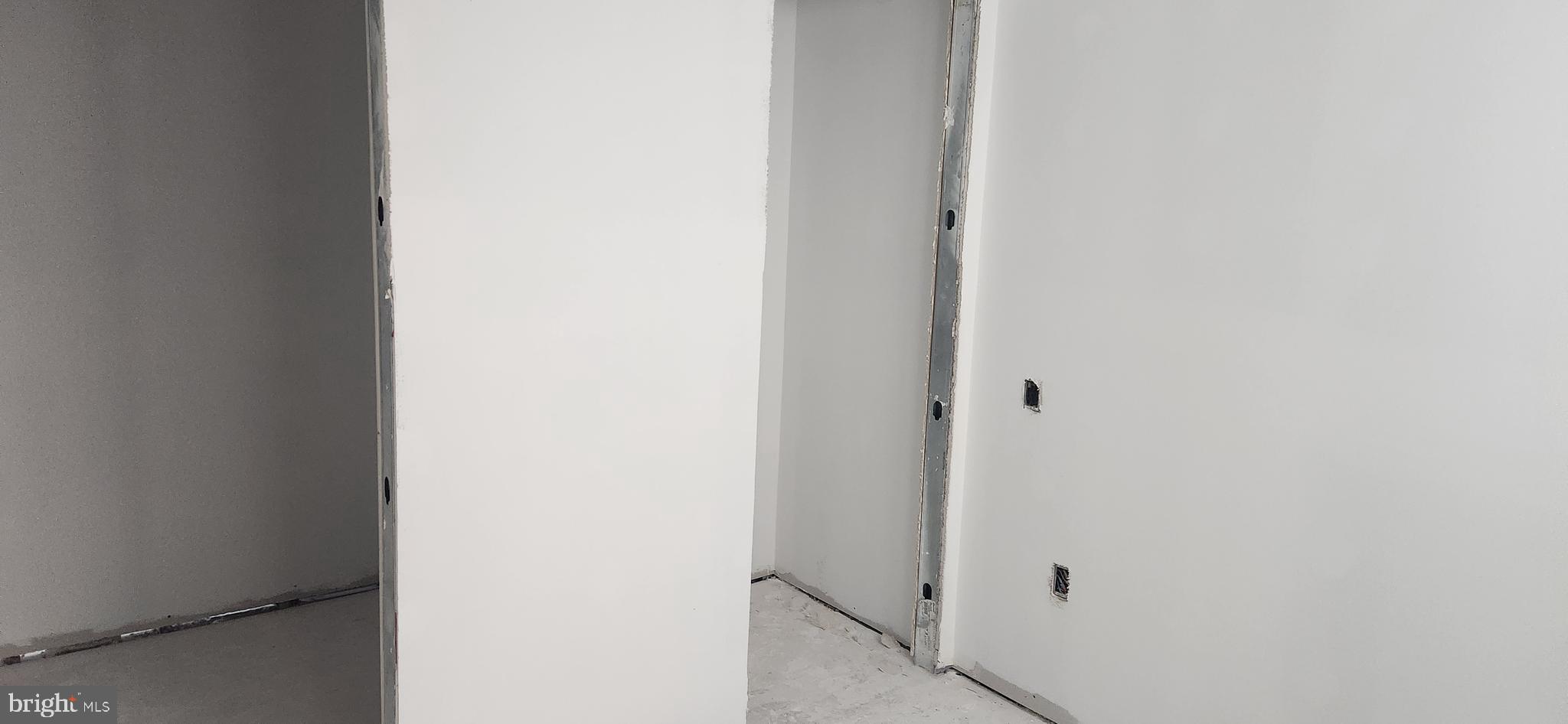 2422 17TH STREET NW 207