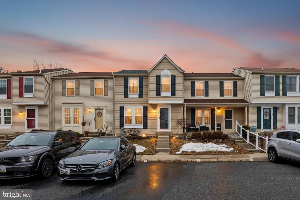 CONSTANT FRIENDSHIP - Residential