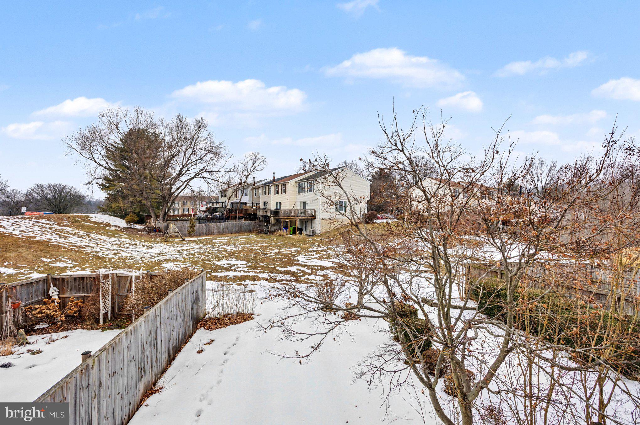 CONSTANT FRIENDSHIP - Residential