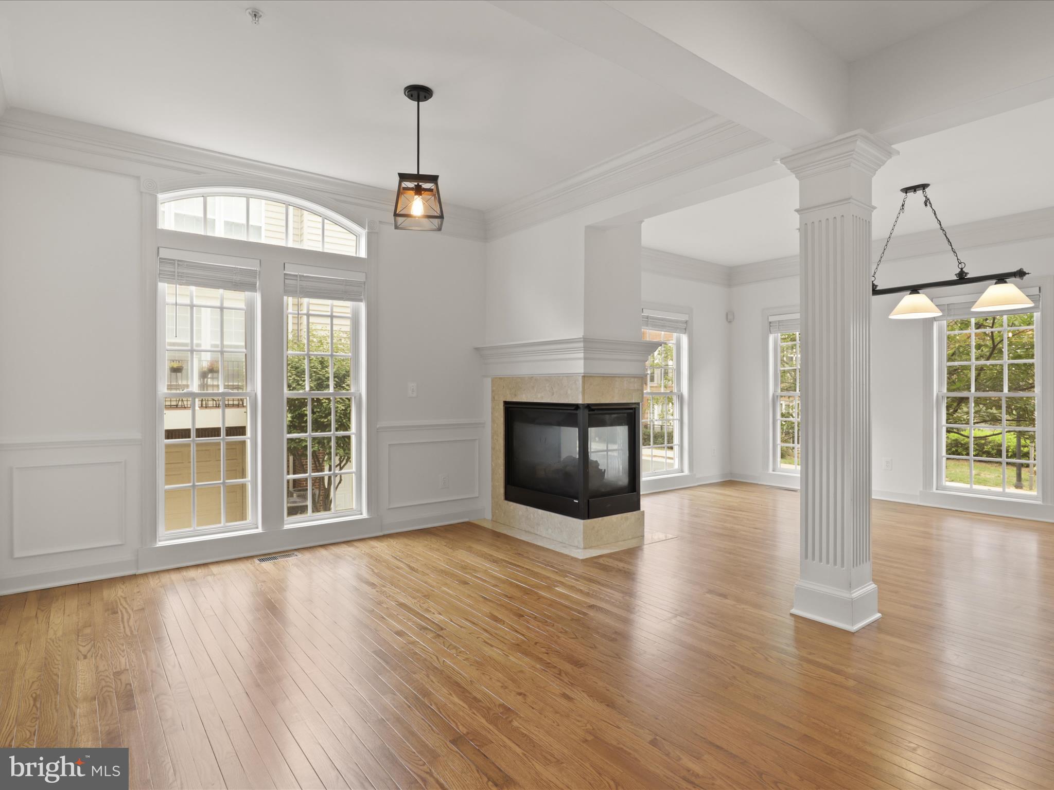 7980 VIGNE COURT