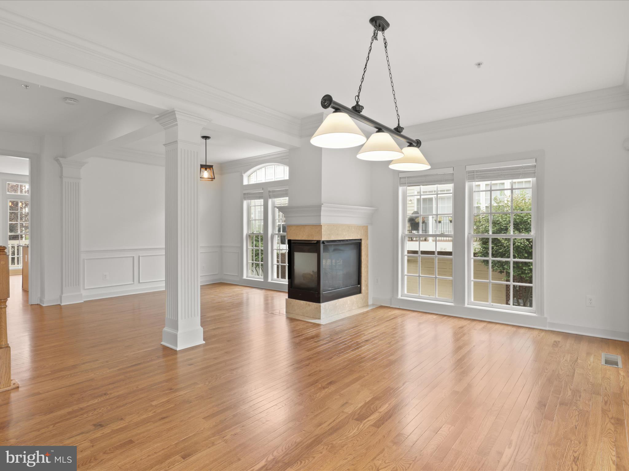 7980 VIGNE COURT