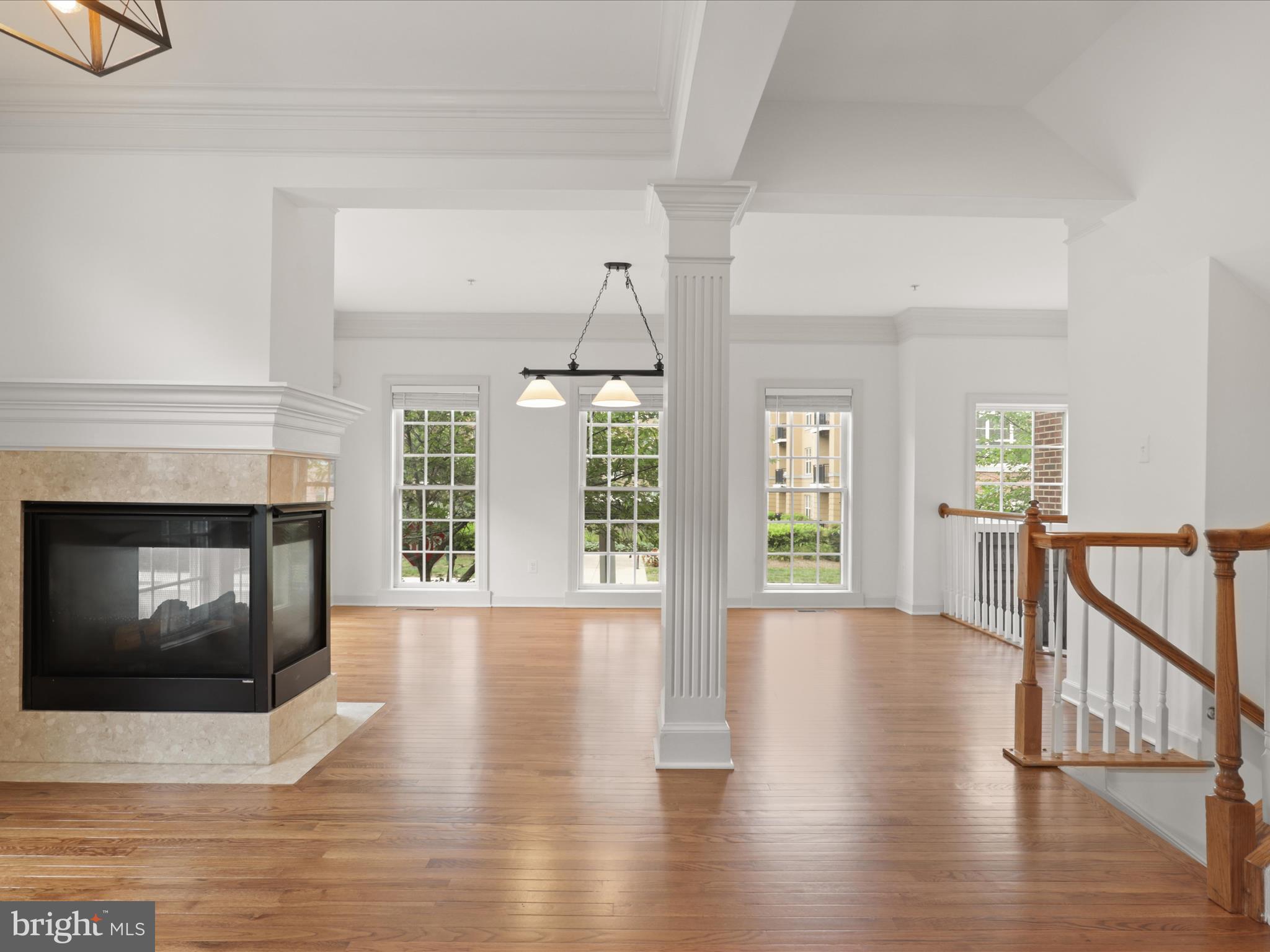 7980 VIGNE COURT