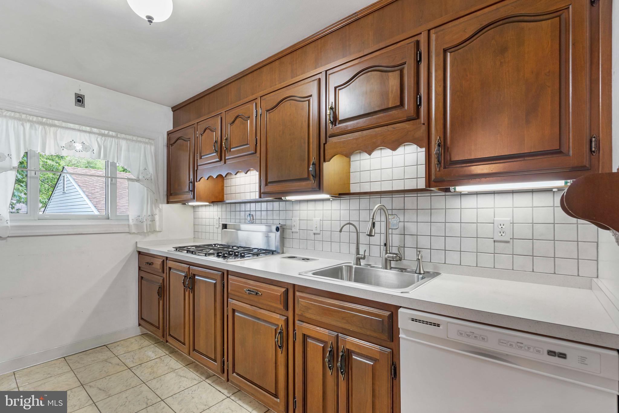 PARKLAWN - Residential