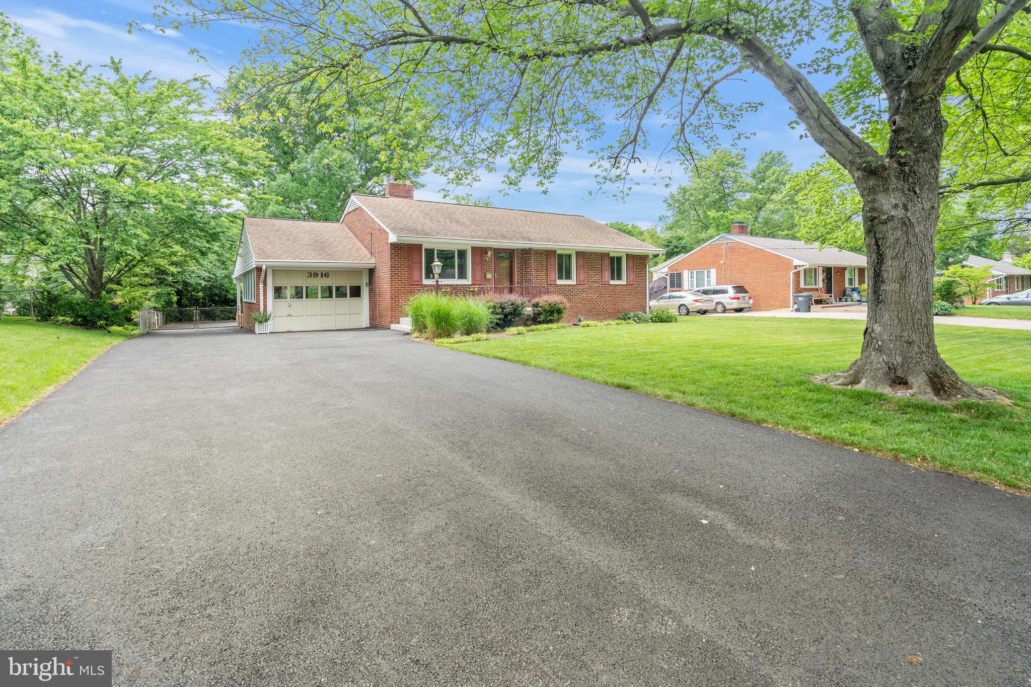 PARKLAWN - Residential