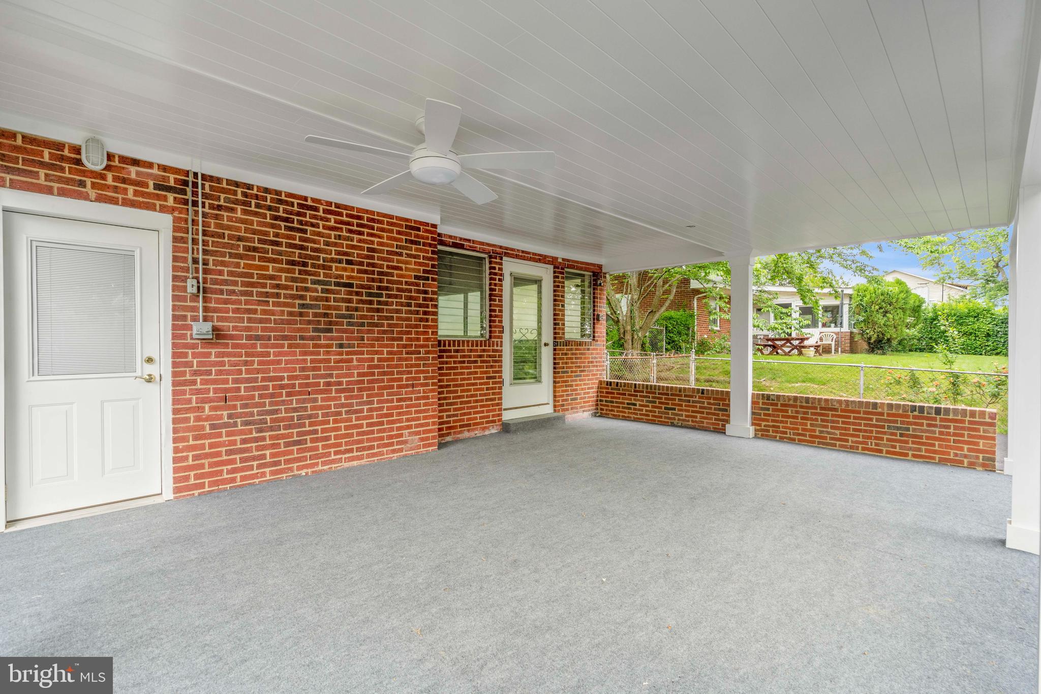 PARKLAWN - Residential