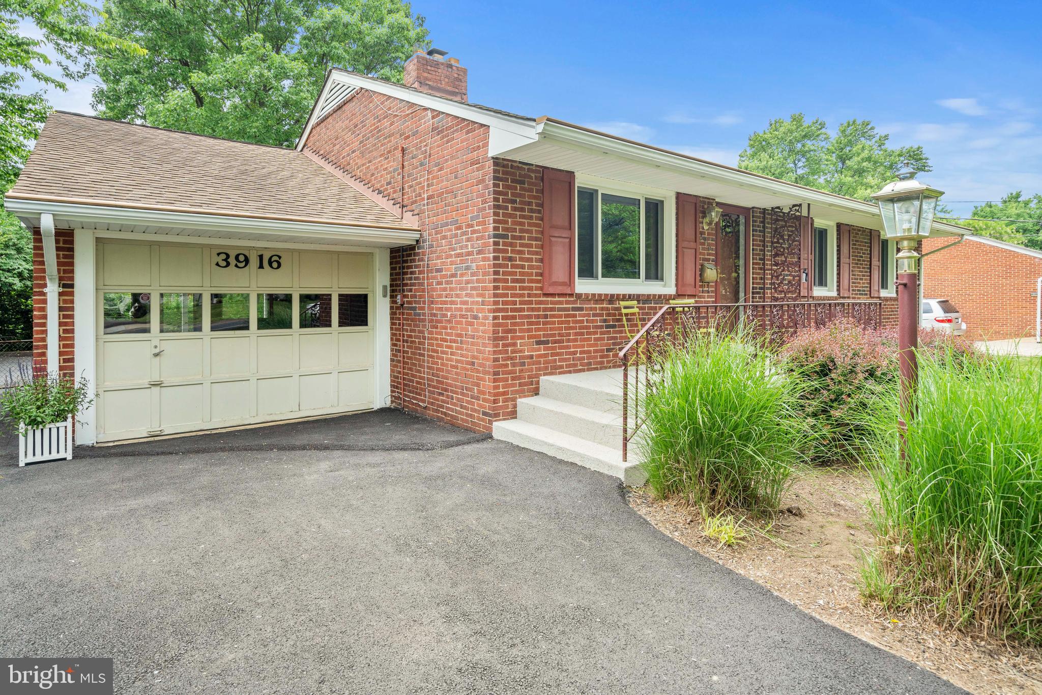 PARKLAWN - Residential