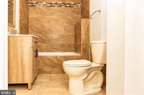 FRANKFORD - Residential Lease